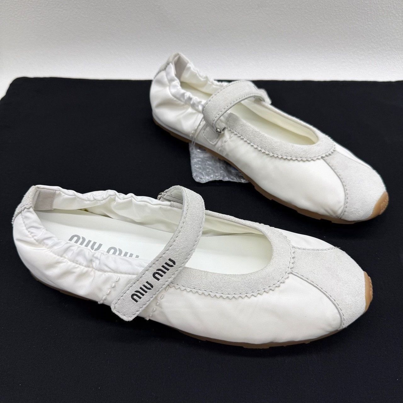 Miu Miu Miu Miu Plume Strap Ballet Flats Size 37 Size US 7 / IT 37 - 4 Thumbnail