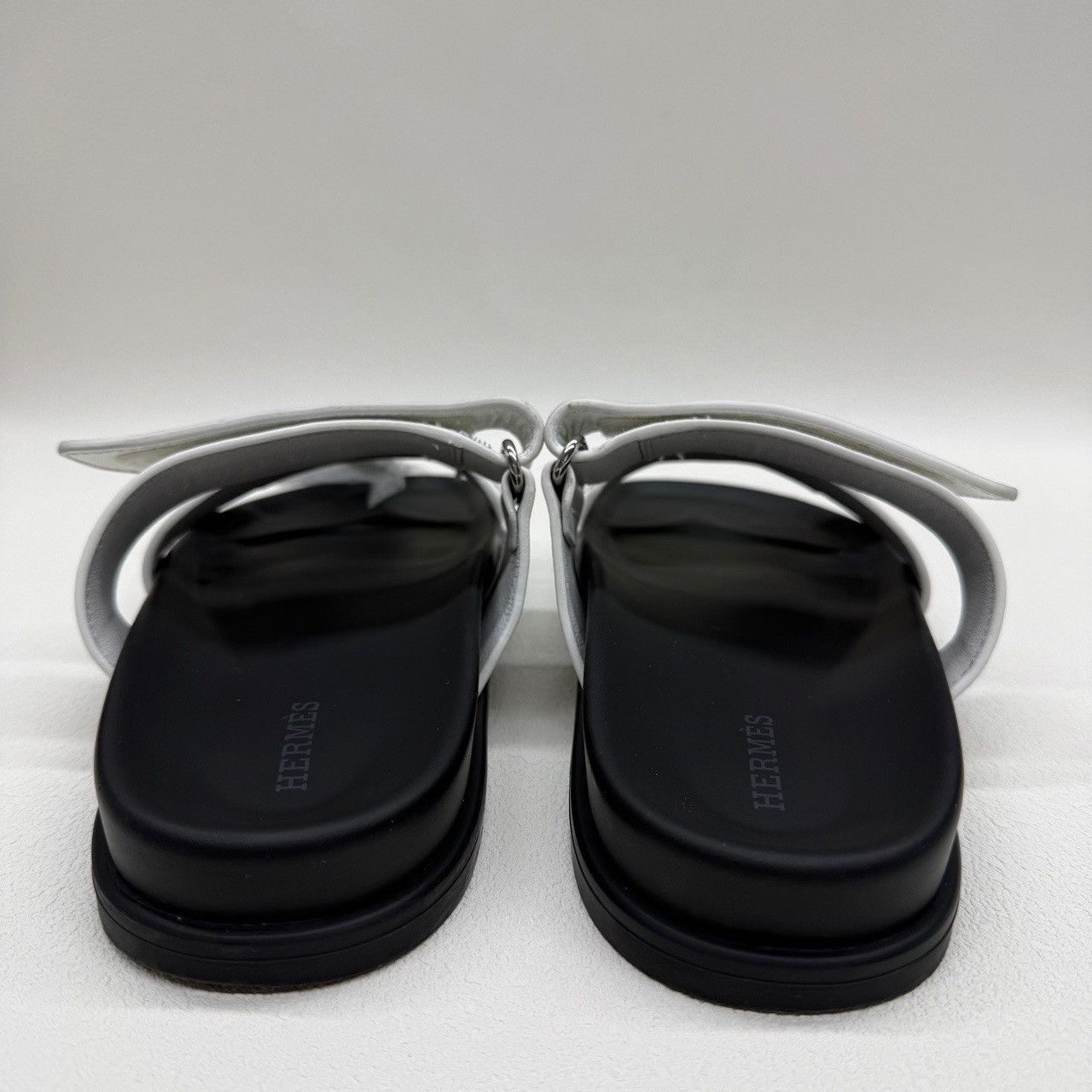 Hermes Hermes Chypre Star Embroidered Sandals Size 37 Size US 7 / IT 37 - 6 Thumbnail