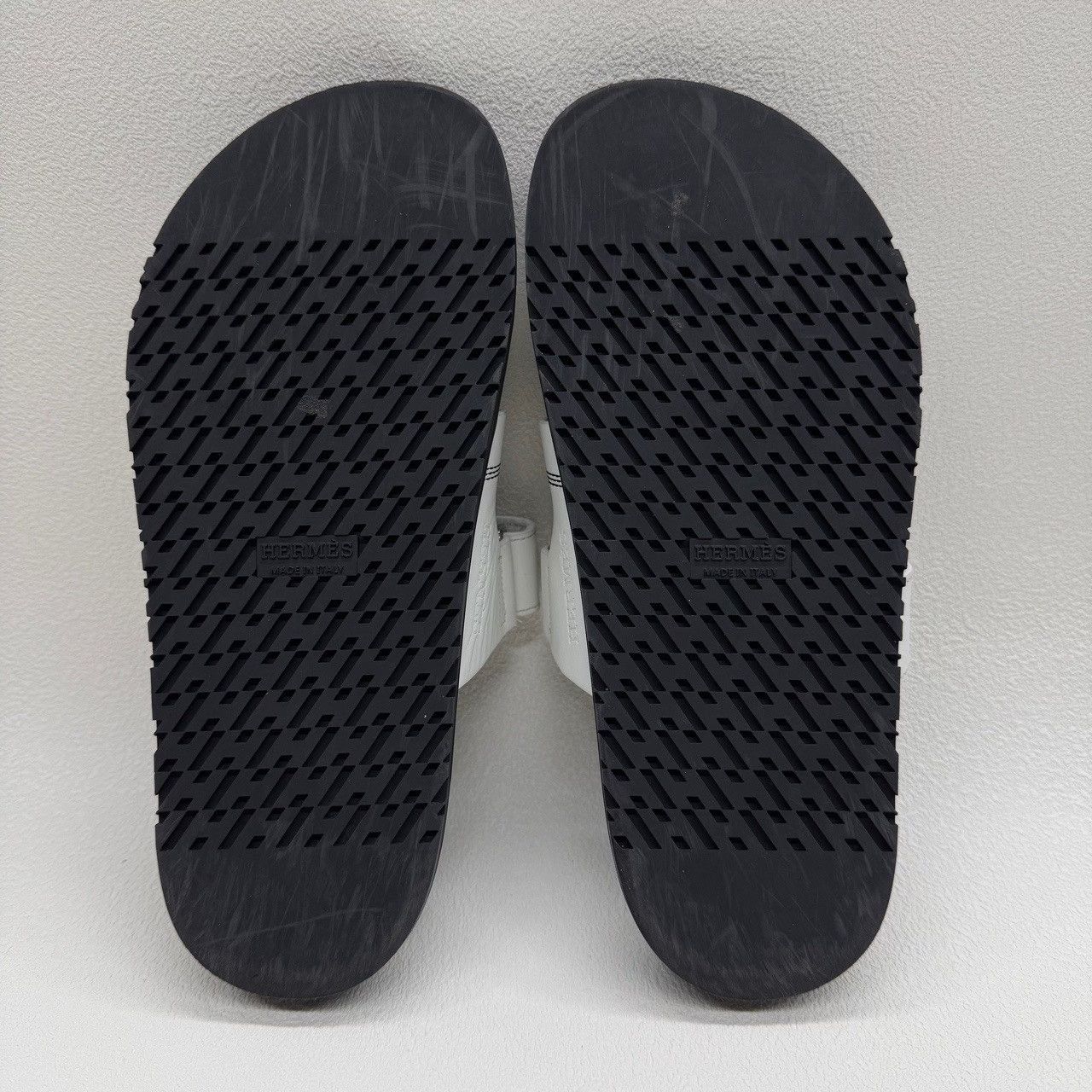 Hermes Hermes Chypre Star Embroidered Sandals Size 37 Size US 7 / IT 37 - 9 Thumbnail