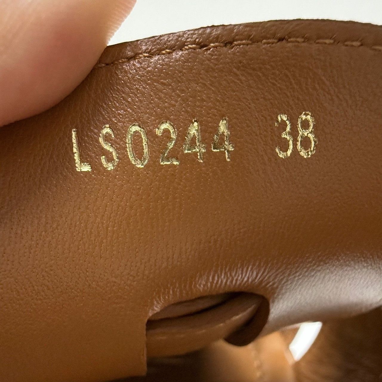 Louis Vuitton Louis Vuitton Brown Platform Sandals Size 38 Size US 8 / IT 38 - 8 Thumbnail