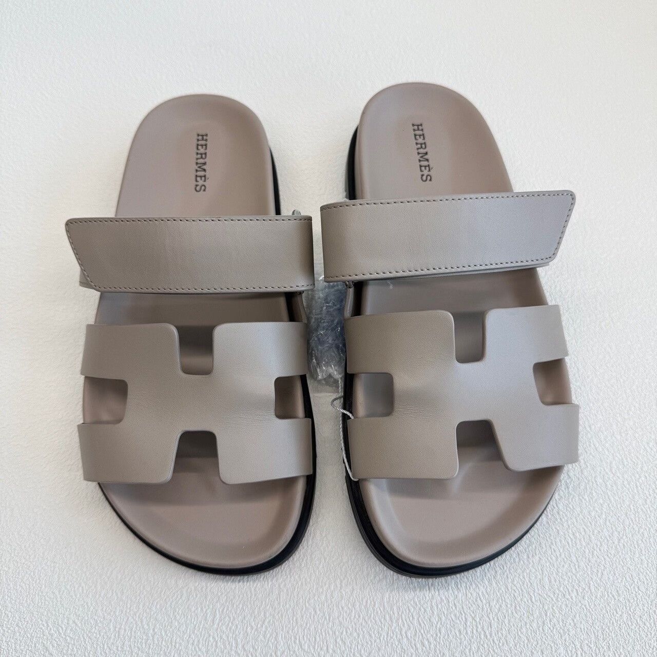 Hermes Hermes Chypre Sandals Size 35.5 Size US 5.5 / IT 35.5 - 3 Thumbnail