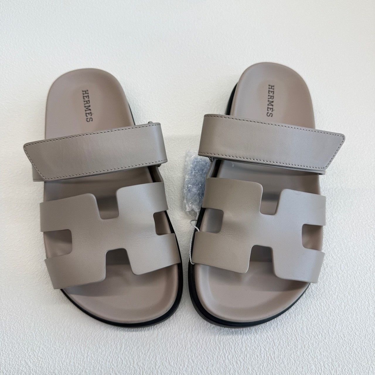 Hermes Hermes Chypre Sandals Size 35.5 Size US 5.5 / IT 35.5 - 10 Thumbnail