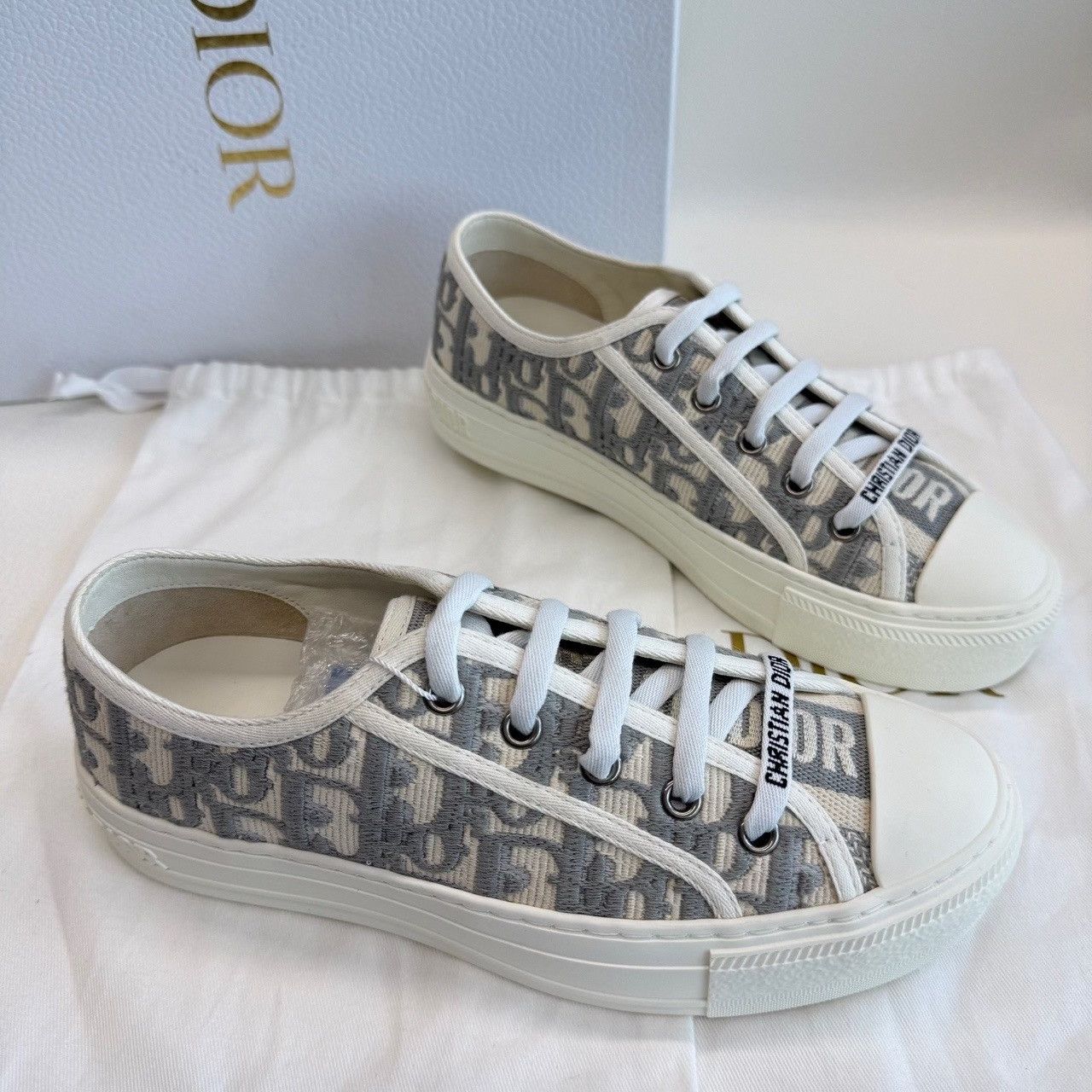 Dior Dior Oblique Walk'n'Dior Low-Top Sneakers Size 35 Size US 5 / IT 35 - 4 Thumbnail
