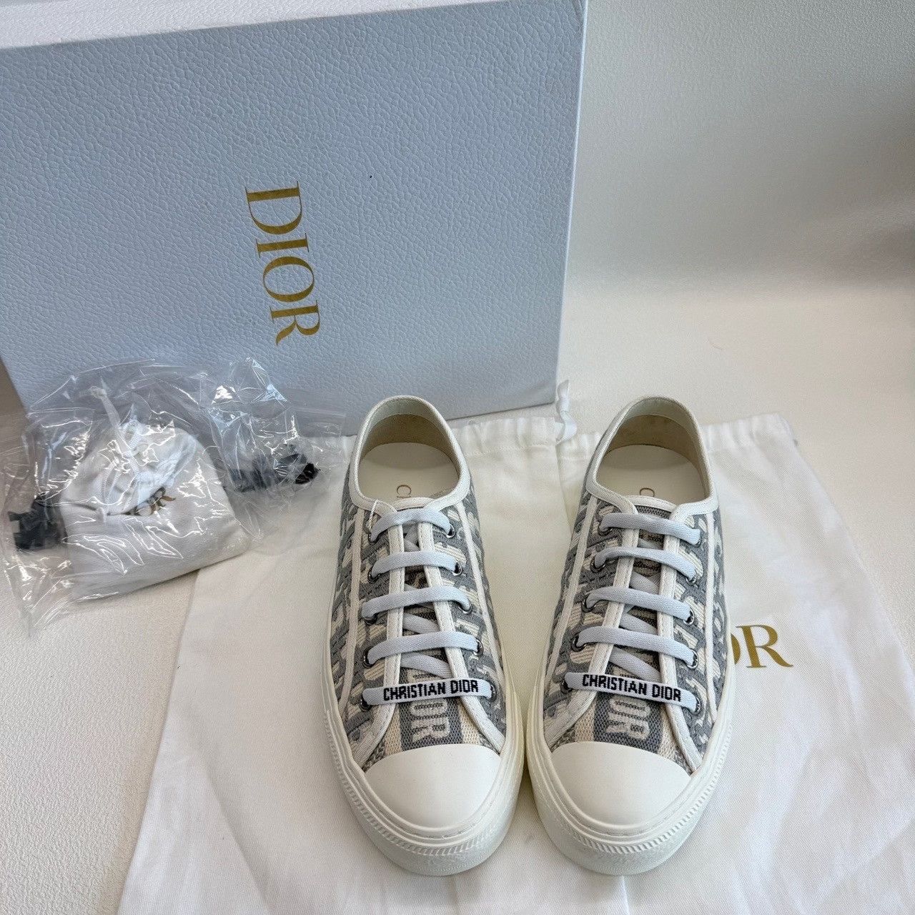 Dior Dior Oblique Walk'n'Dior Low-Top Sneakers Size 35 Size US 5 / IT 35 - 6 Thumbnail