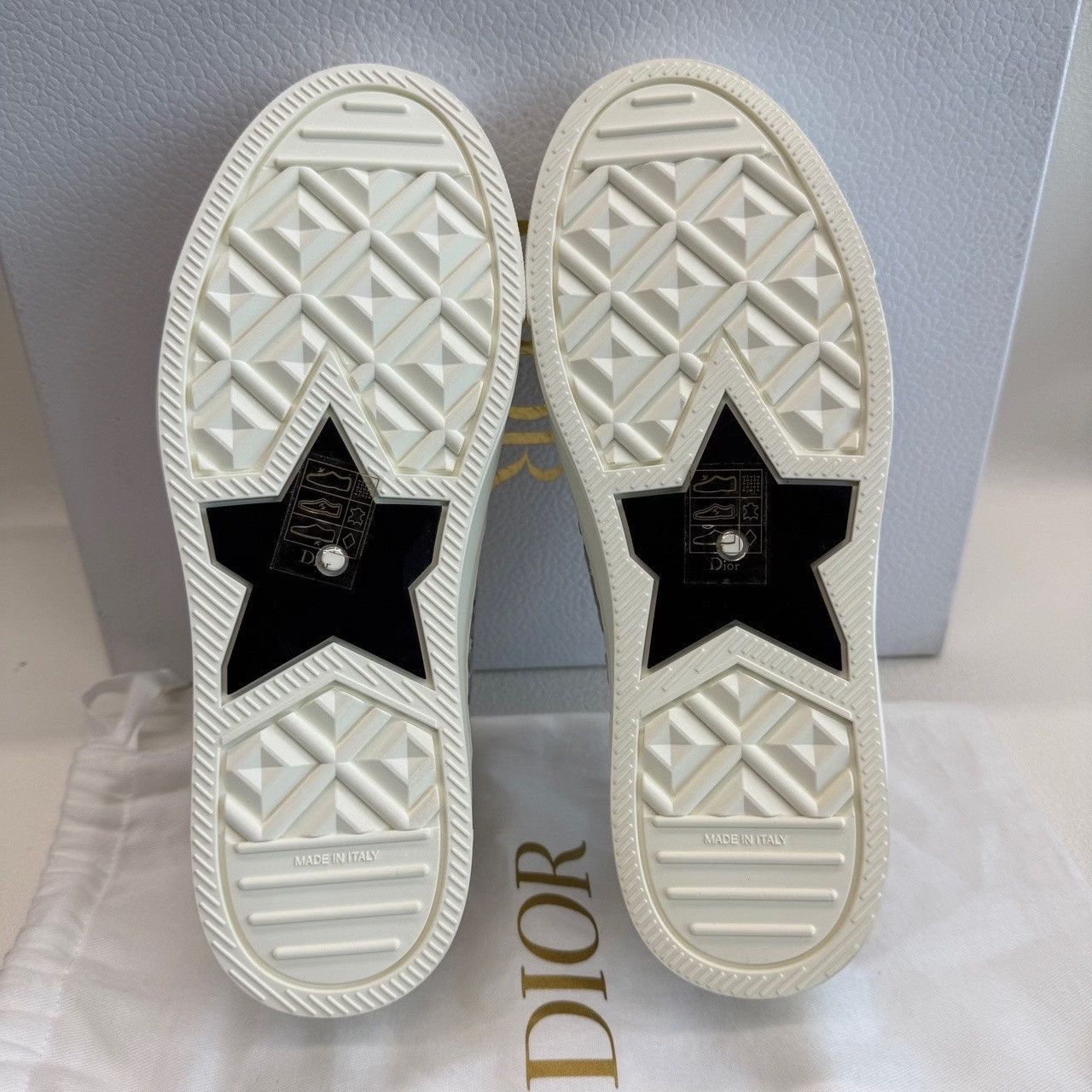 Dior Dior Oblique Walk'n'Dior Low-Top Sneakers Size 35 Size US 5 / IT 35 - 9 Thumbnail