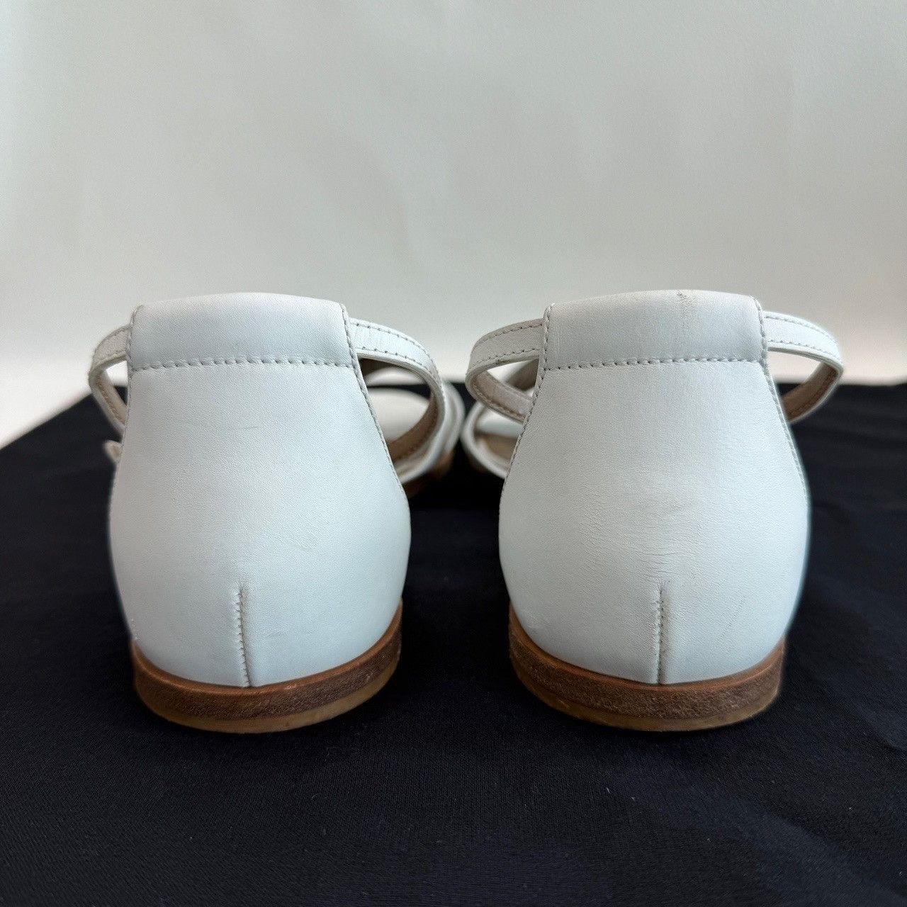 Hermes Hermes White Santorini Sandals Size 38 Size US 8 / IT 38 - 6 Thumbnail