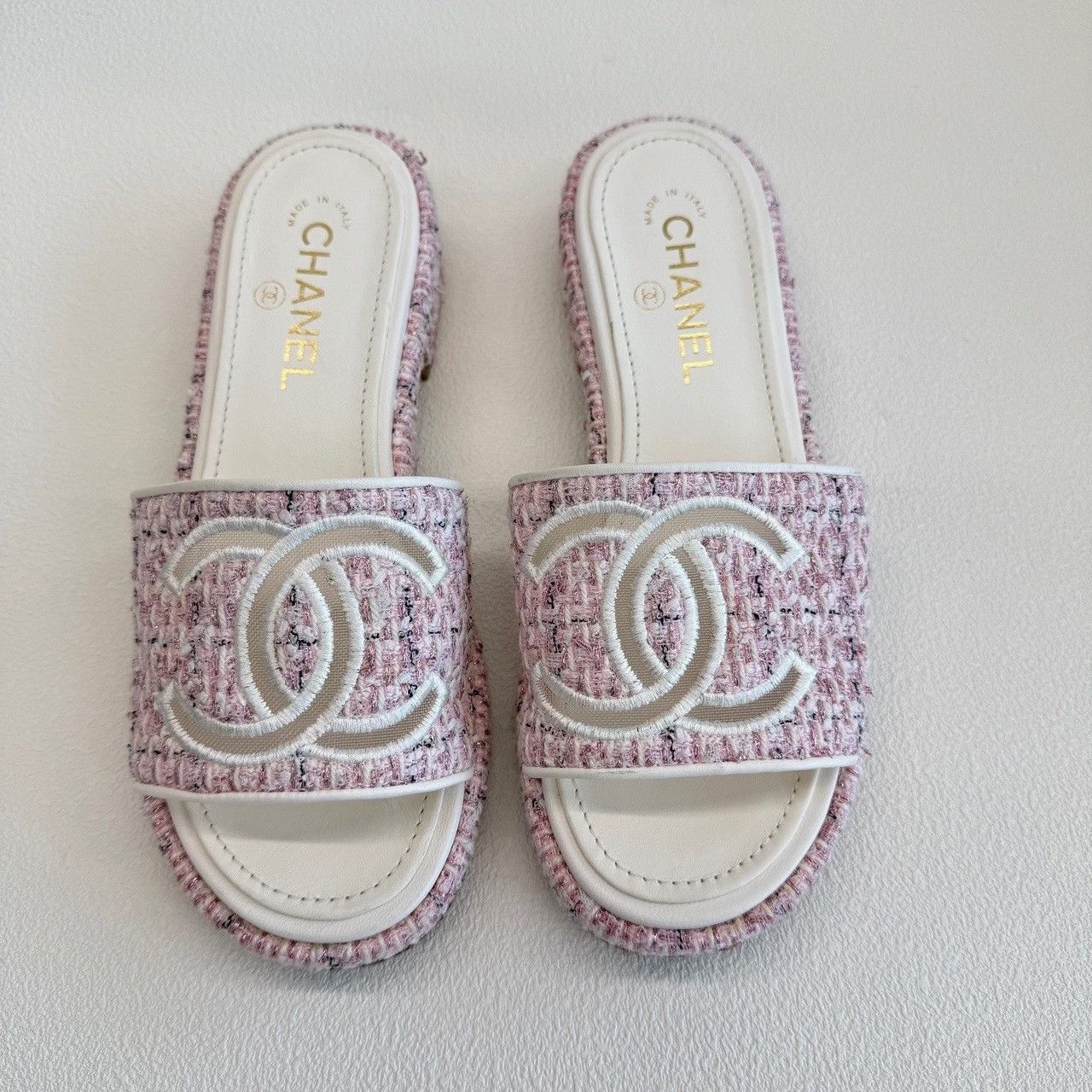 Chanel Chanel Pink Tweed CC Mules Size 37.5 Size US 7.5 / IT 37.5 - 3 Thumbnail