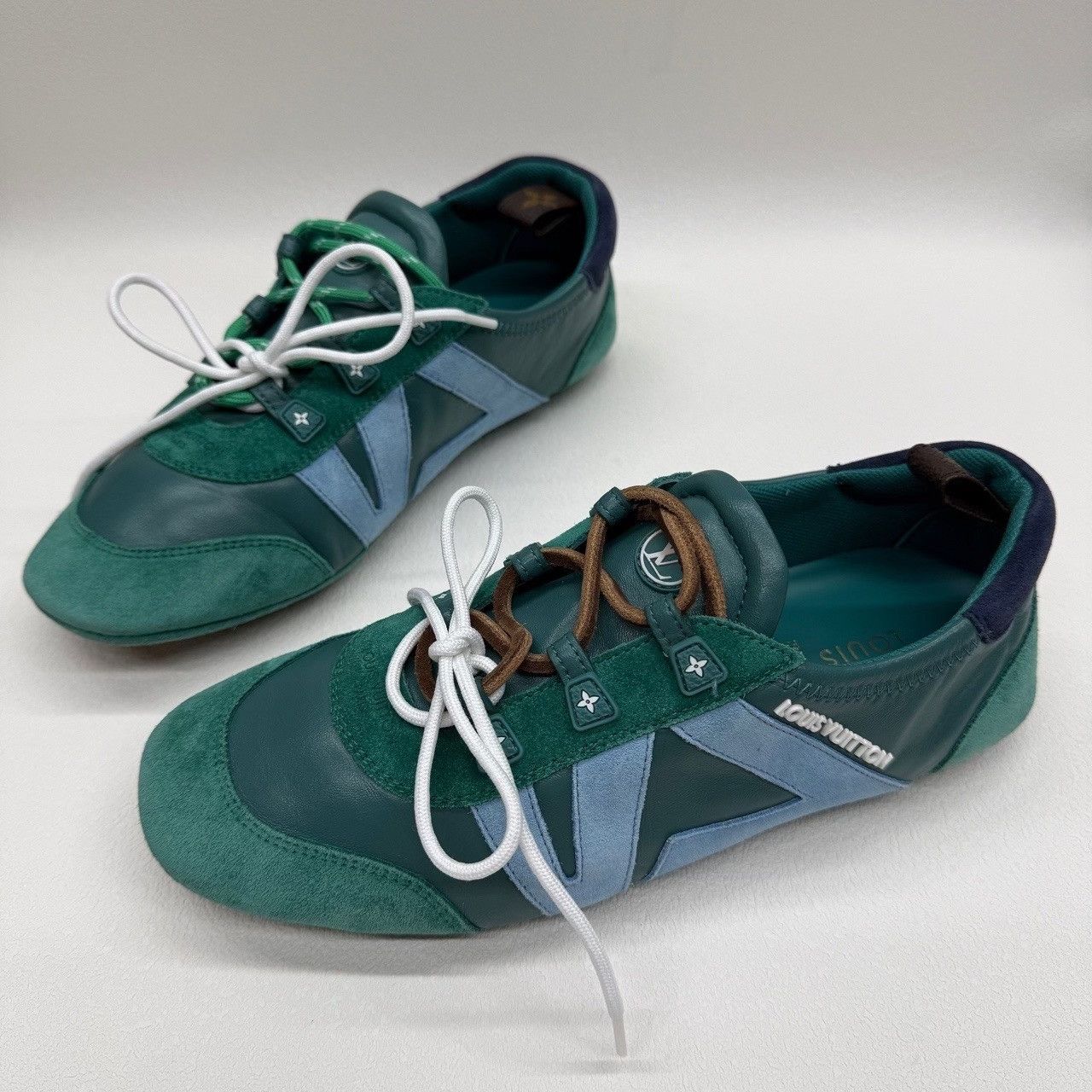 Louis Vuitton Louis Vuitton Sneakerina Low-Top Sneakers Size 38 Size US 8 / IT 38 - 2 Thumbnail