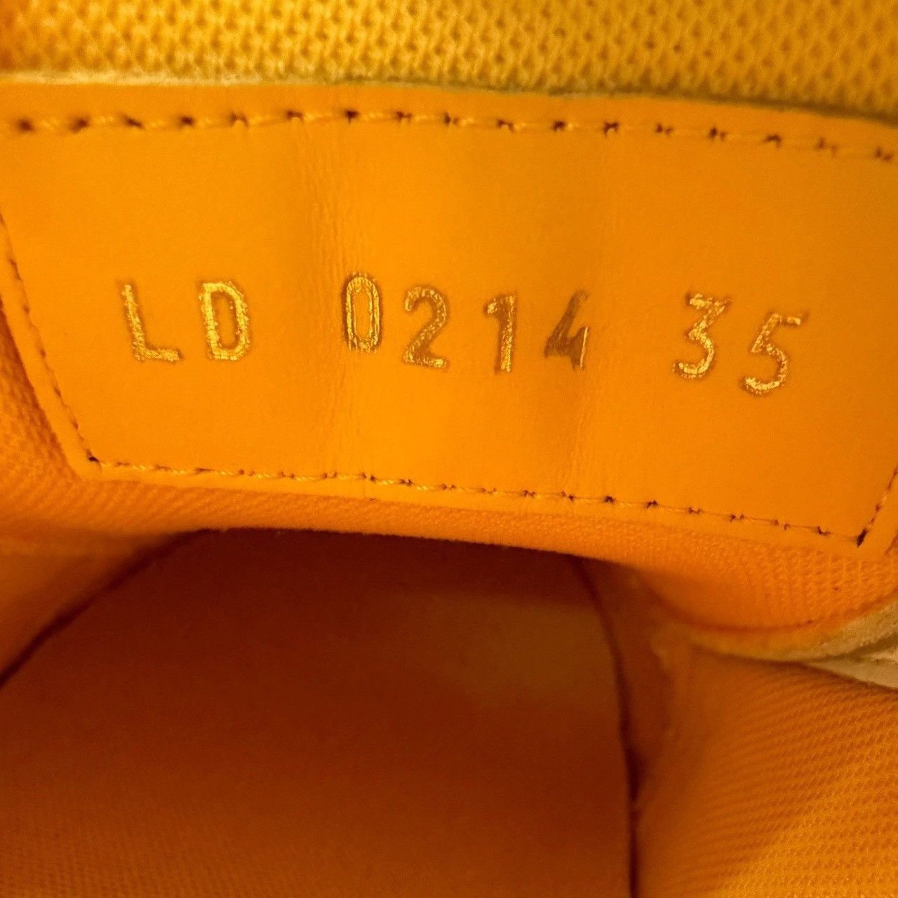 Louis Vuitton Louis Vuitton Trainer Yellow Low-Top Sneakers Size 35 Size US 5 / IT 35 - 7 Thumbnail