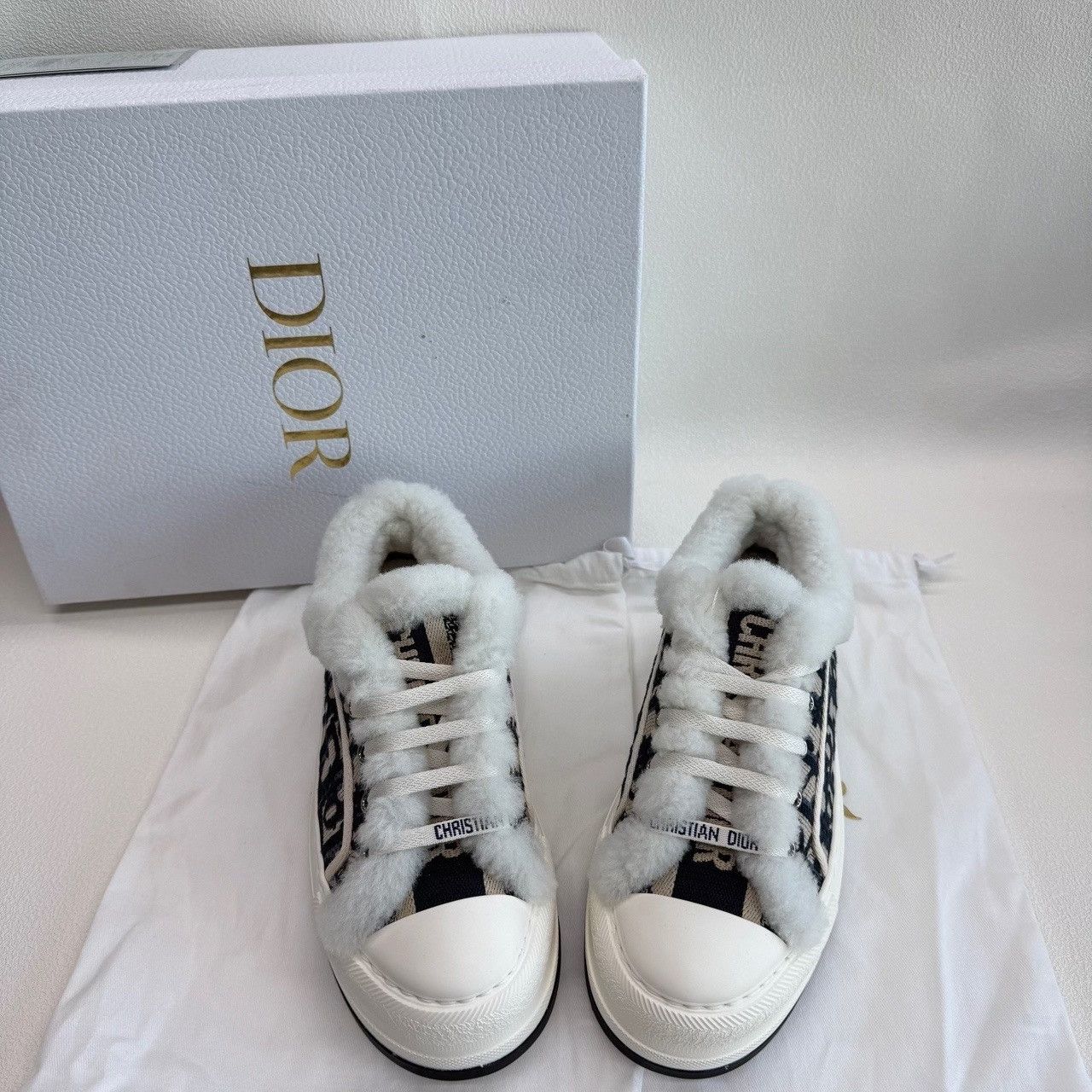 Dior Dior Oblique Shearling Low-Top Sneakers Size 36.5 Size US 6.5 / IT 36.5 - 2 Thumbnail