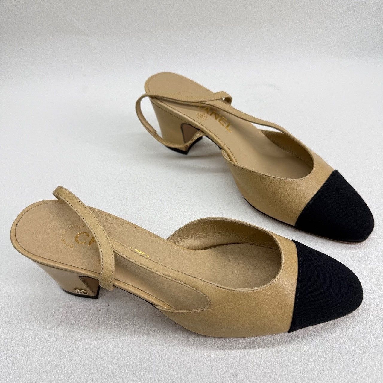 Chanel Chanel Slingback Block Heel Pumps Size 36.5 Size US 6.5 / IT 36.5 - 4 Thumbnail
