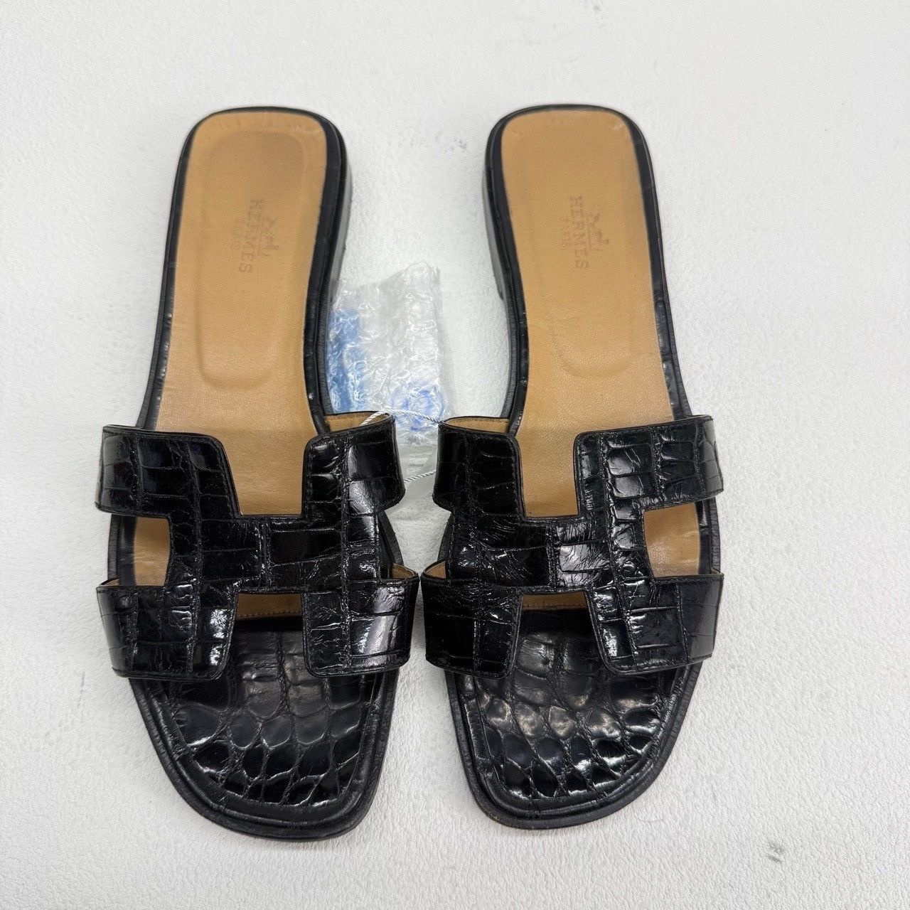 Hermes Hermes Black Alligator Embossed Oran Sandals Size 38.5 Size US 8.5 / IT 38.5 - 3 Thumbnail