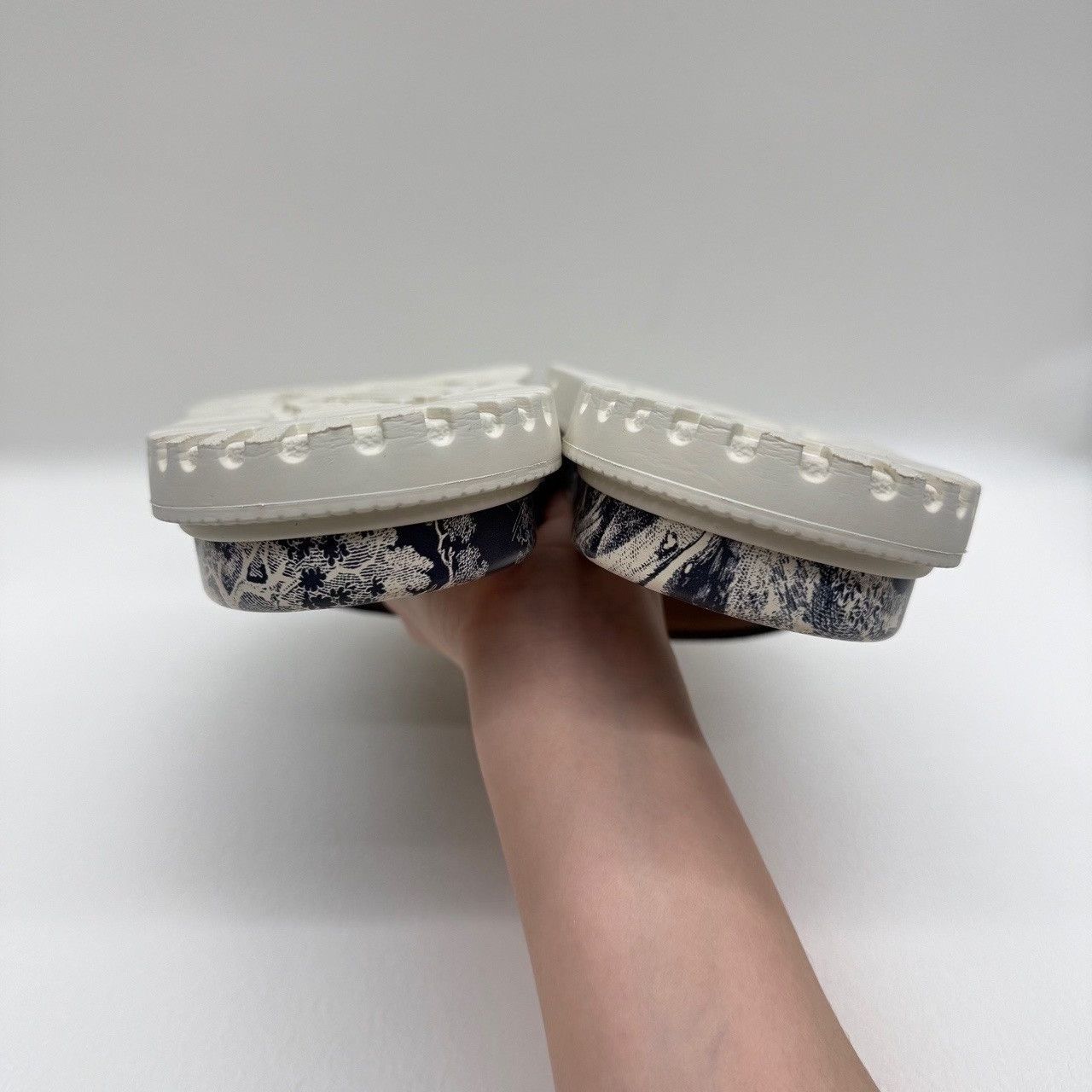 Dior Dior Toile de Jouy Dway Slides Size 36 Size US 5 / IT 35 - 7 Thumbnail