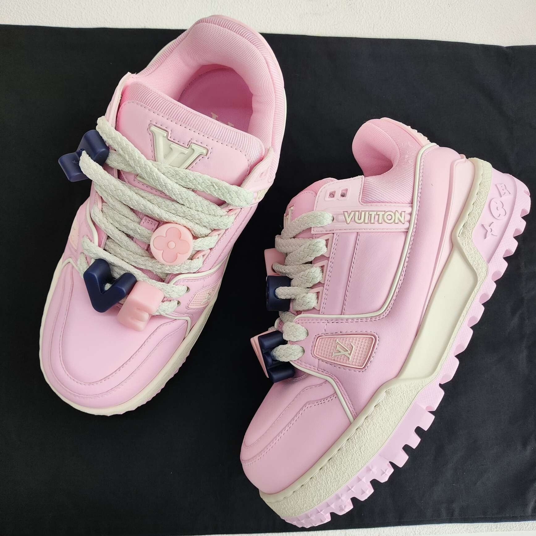 Louis Vuitton Louis Vuitton Pink Trainer Maxi Sneakers Size 39 Size US 9 / IT 39 - 9 Thumbnail