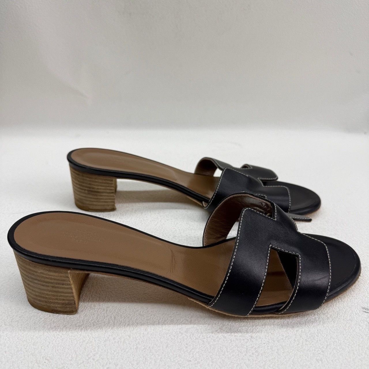 Hermes Hermès Black Leather Oasis Sandals Size 39.5 Size US 9.5 / IT 39.5 - 5 Thumbnail