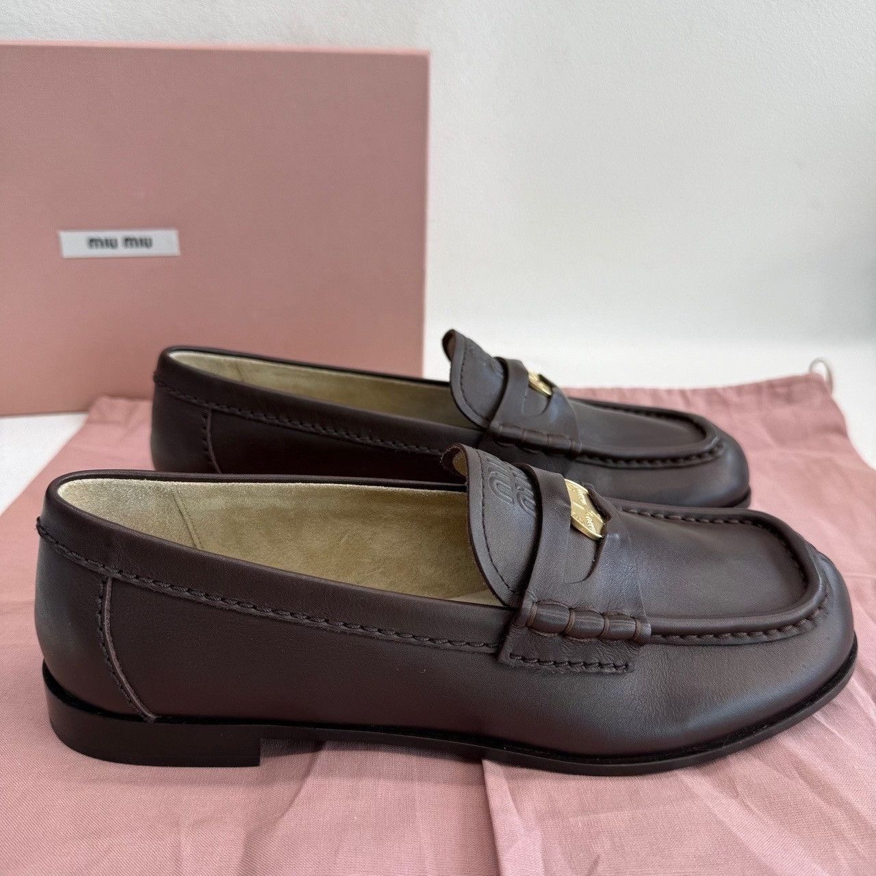 Miu Miu Miu Miu Coin Leather Loafers Size 35.5 Size US 5.5 / IT 35.5 - 6 Thumbnail