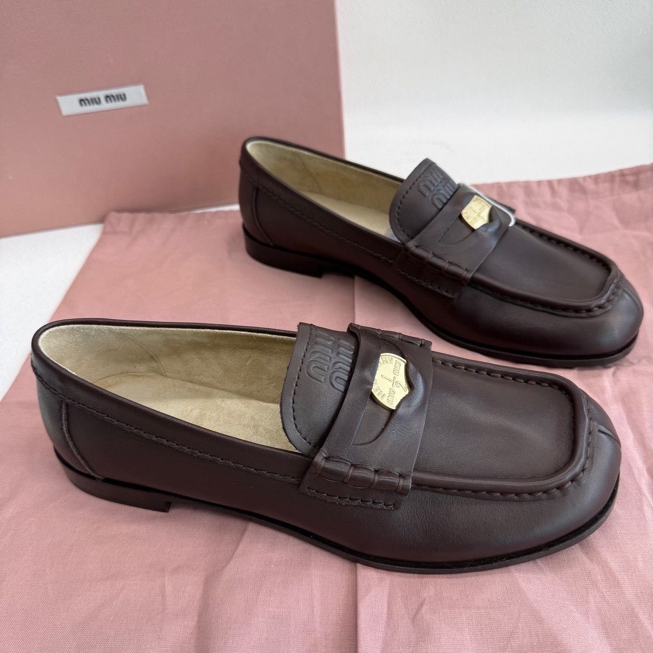 Miu Miu Miu Miu Coin Leather Loafers Size 35.5 Size US 5.5 / IT 35.5 - 5 Thumbnail