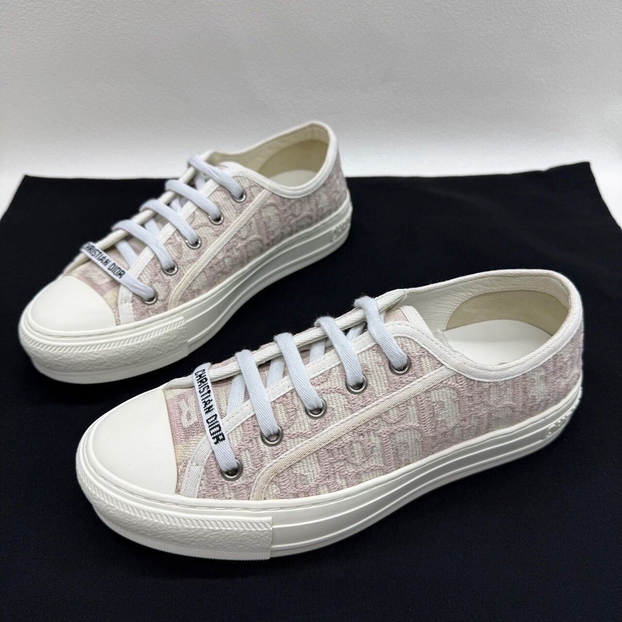 Dior Dior Oblique Walk'n'Dior Sneakers Size 36 Size US 6 / IT 36 - 2 Thumbnail