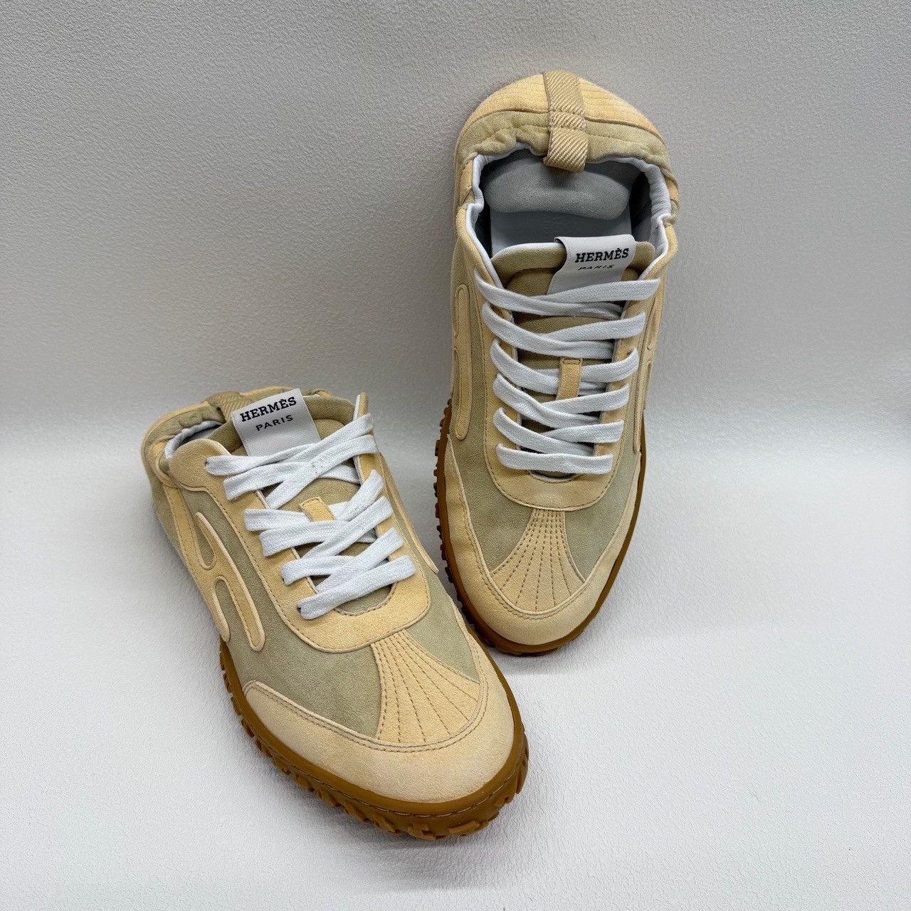 Hermes Hermes Jet Suede Low-Top Sneakers Size 37 Size US 7 / IT 37 - 9 Thumbnail