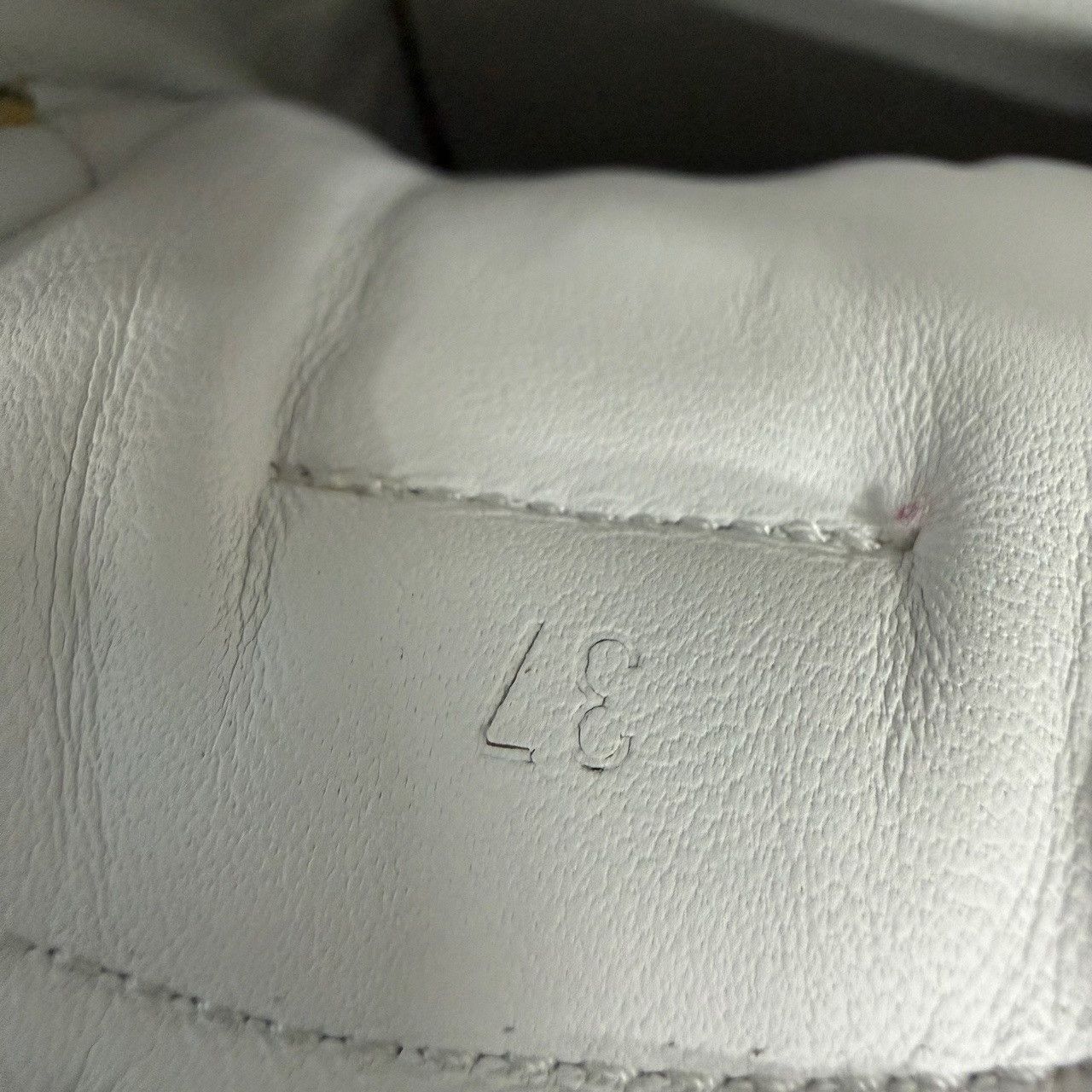 Hermes Hermes Jet Suede Low-Top Sneakers Size 37 Size US 7 / IT 37 - 7 Thumbnail