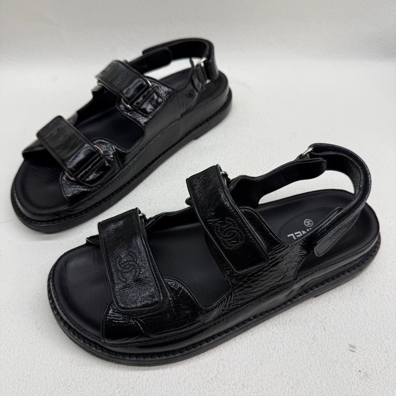 Chanel Chanel CC Leather Sandals Size 38 Size US 8 / IT 38 - 2 Thumbnail