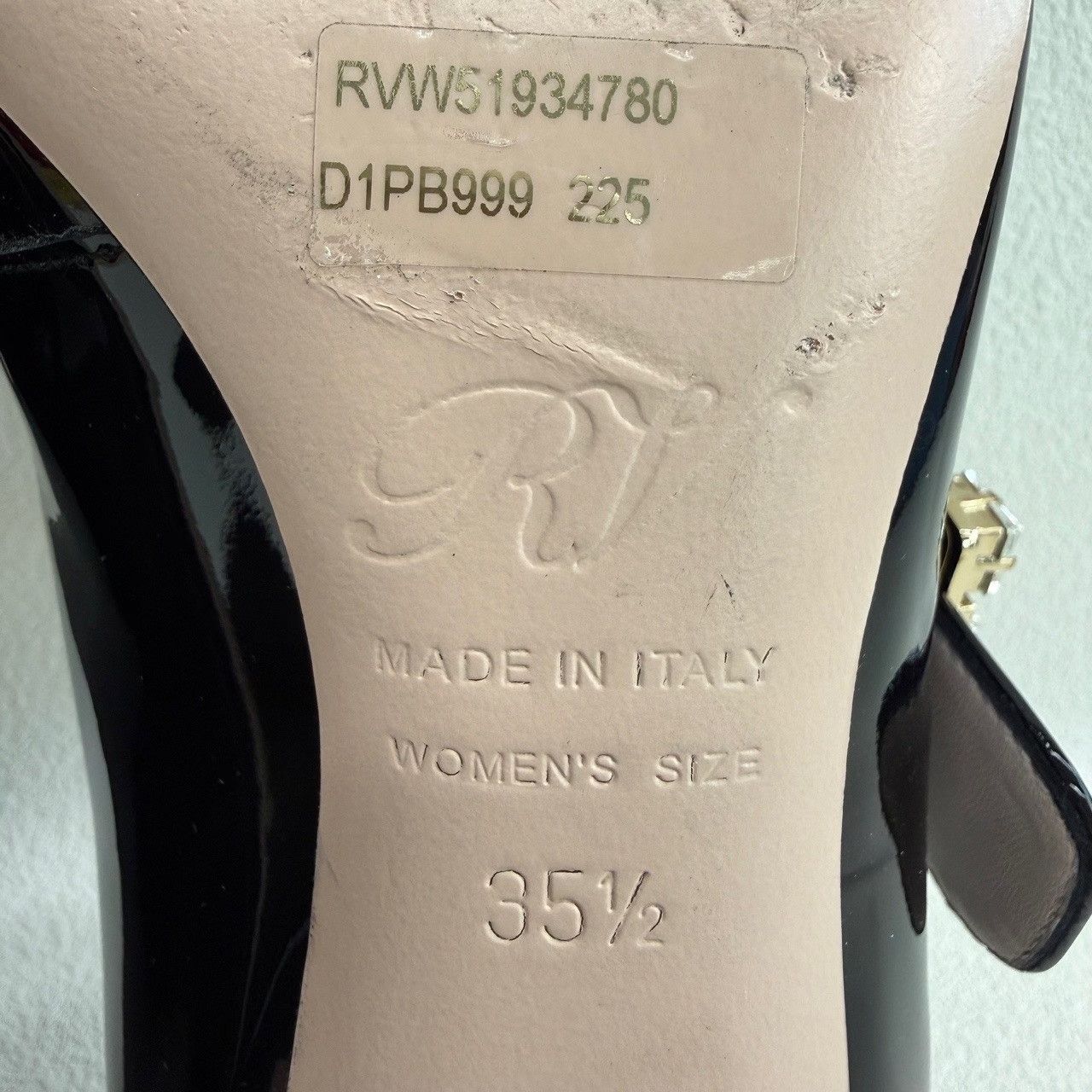 Roger Vivier Roger Vivier Crystal Buckle Block Heel Pumps Size 35.5 Size US 5.5 / IT 35.5 - 9 Thumbnail