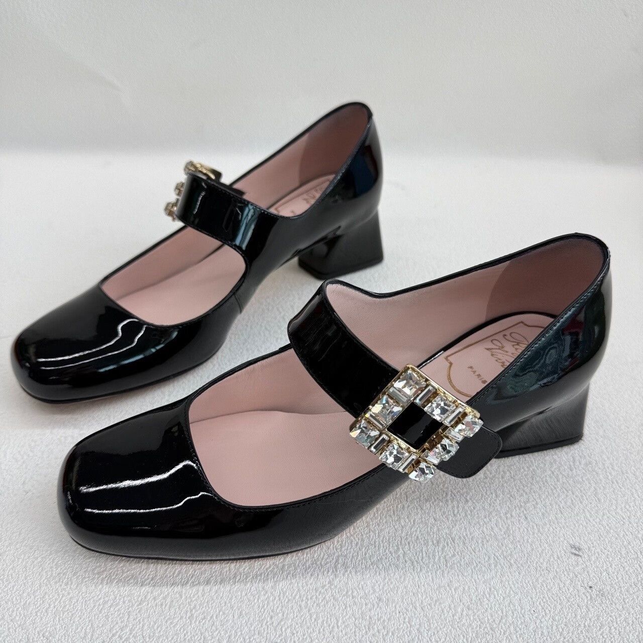 Roger Vivier Roger Vivier Crystal Buckle Block Heel Pumps Size 35.5 Size US 5.5 / IT 35.5 - 2 Thumbnail