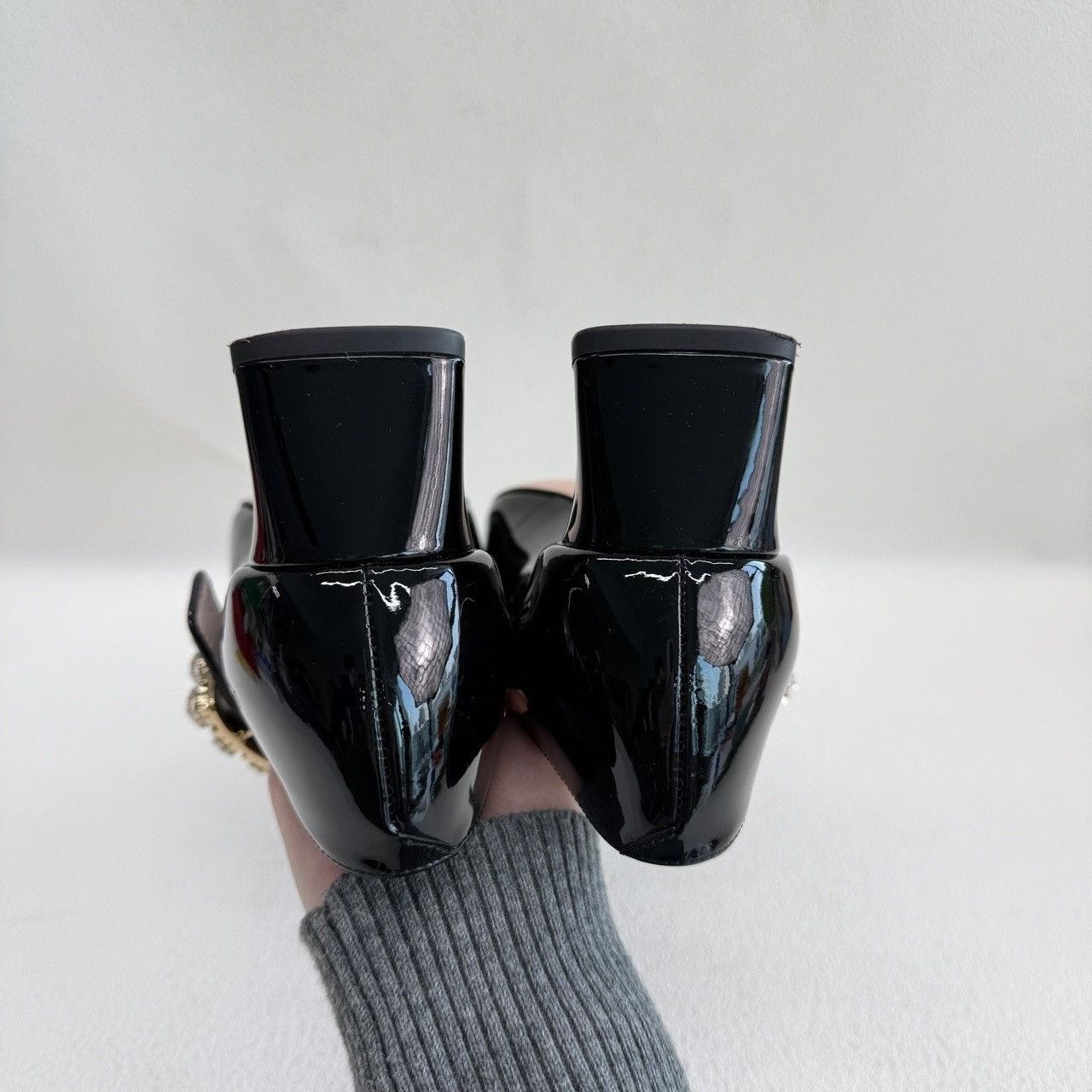 Roger Vivier Roger Vivier Crystal Buckle Block Heel Pumps Size 35.5 Size US 5.5 / IT 35.5 - 7 Thumbnail