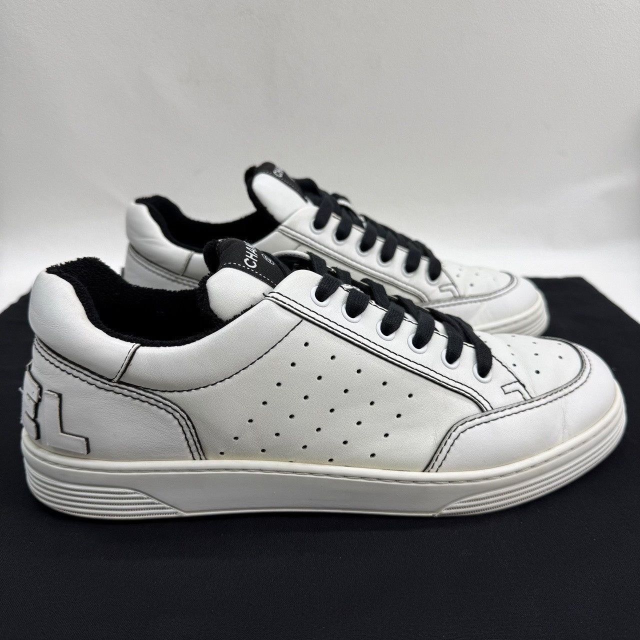 Chanel Chanel White Leather Low-Top Sneakers Size 42 Size US 11 / IT 41 - 5 Thumbnail