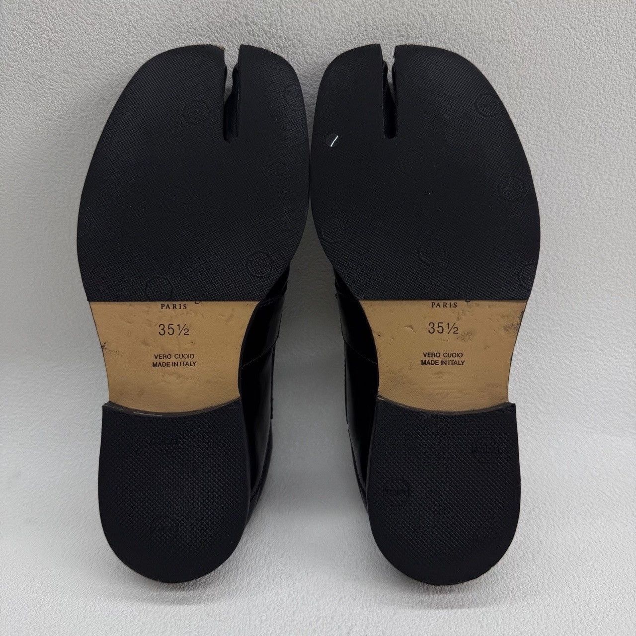 Maison Margiela Maison Margiela Tabi Loafers Size 35.5 Size US 5.5 / IT 35.5 - 8 Thumbnail