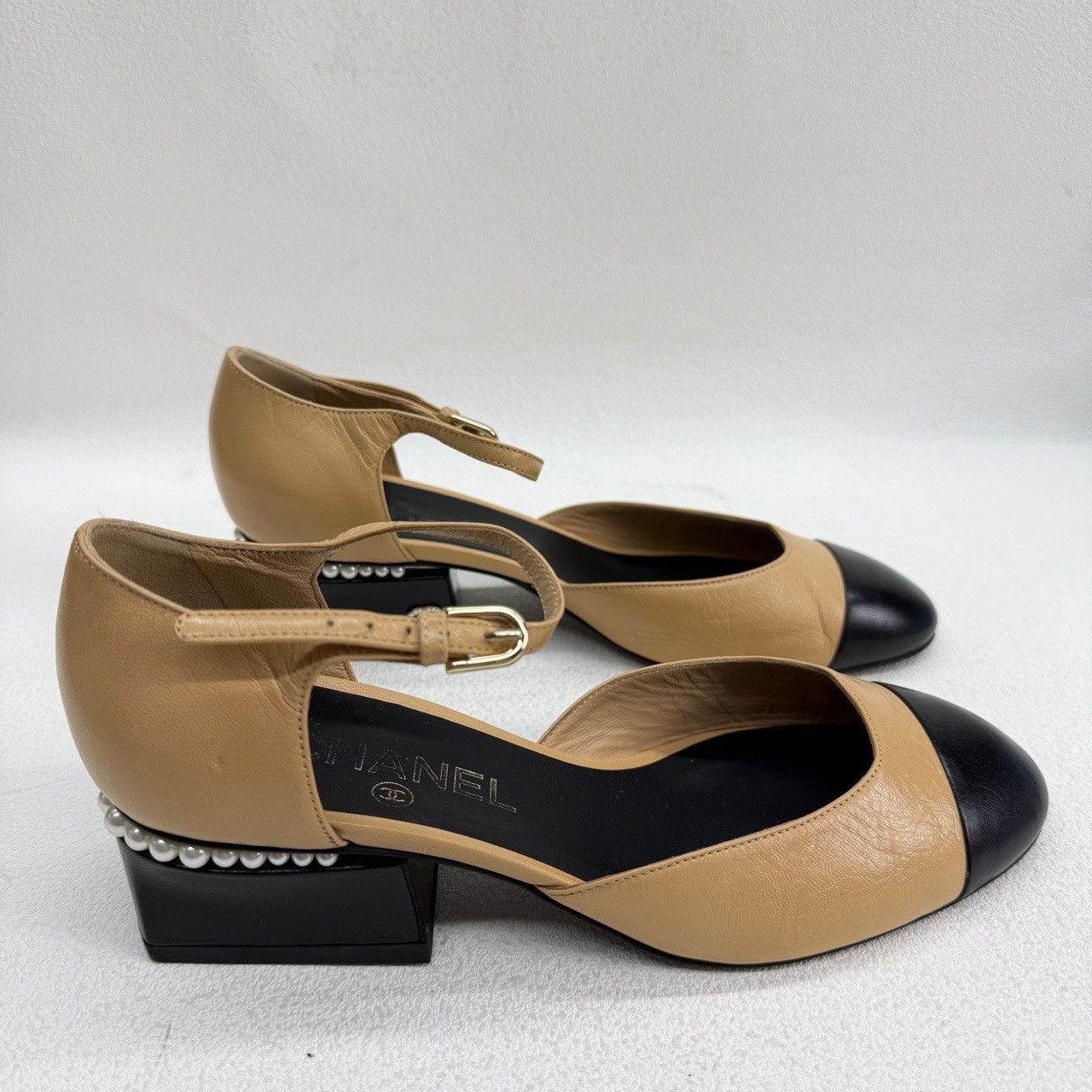 Chanel Chanel Pearl Heel Mary Jane Shoes Size 37 Size US 7 / IT 37 - 5 Thumbnail