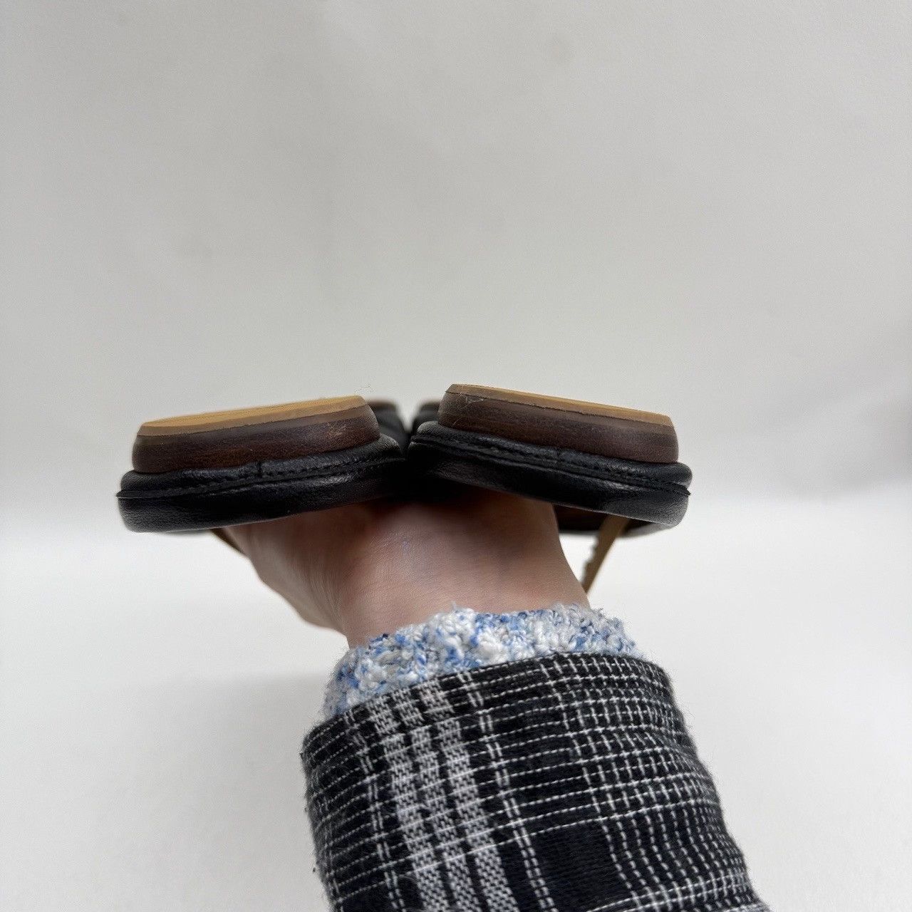 Maison Margiela Maison Margiela Tabi Leather Mules Size 37 Size US 7 / IT 37 - 7 Thumbnail