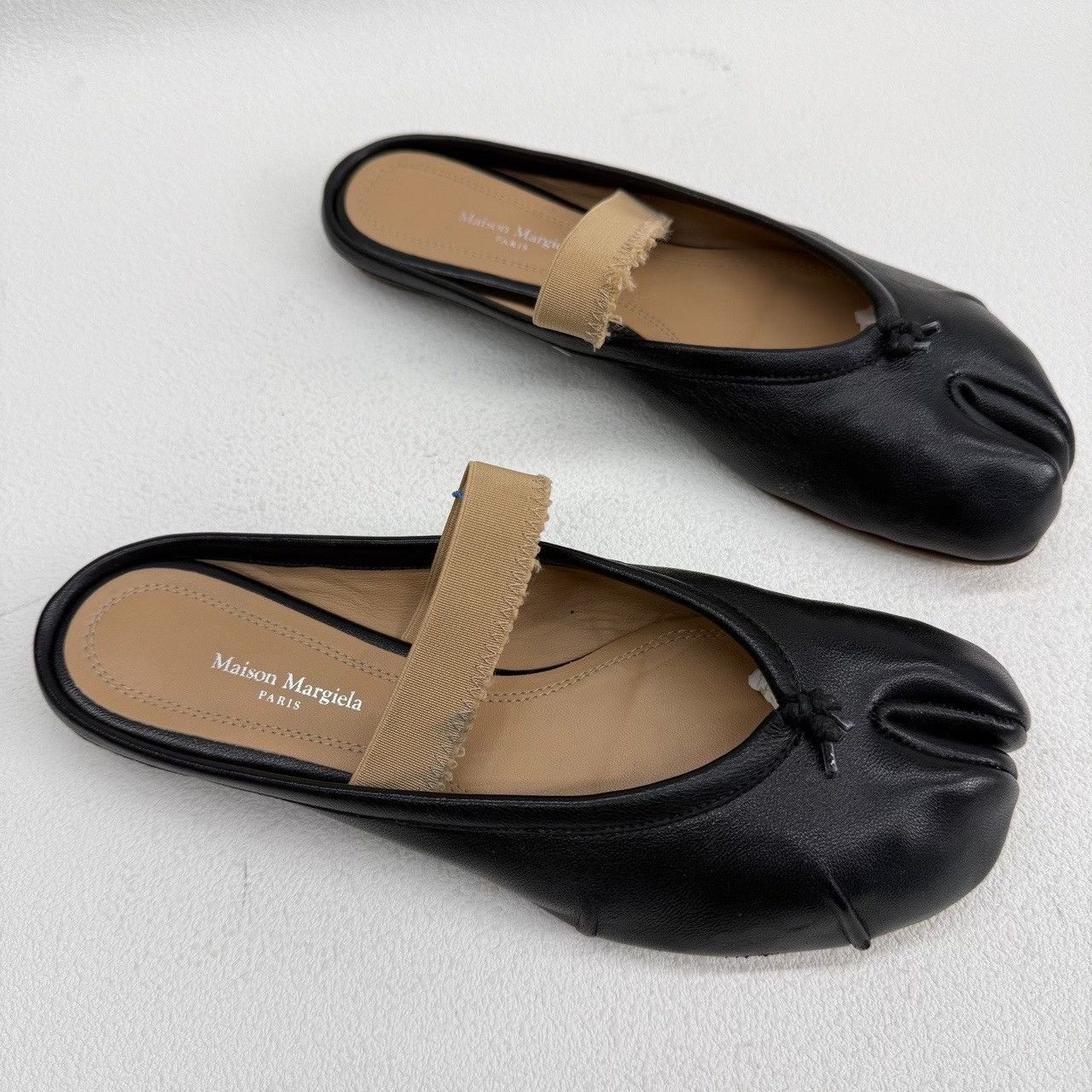 Maison Margiela Maison Margiela Tabi Leather Mules Size 37 Size US 7 / IT 37 - 4 Thumbnail