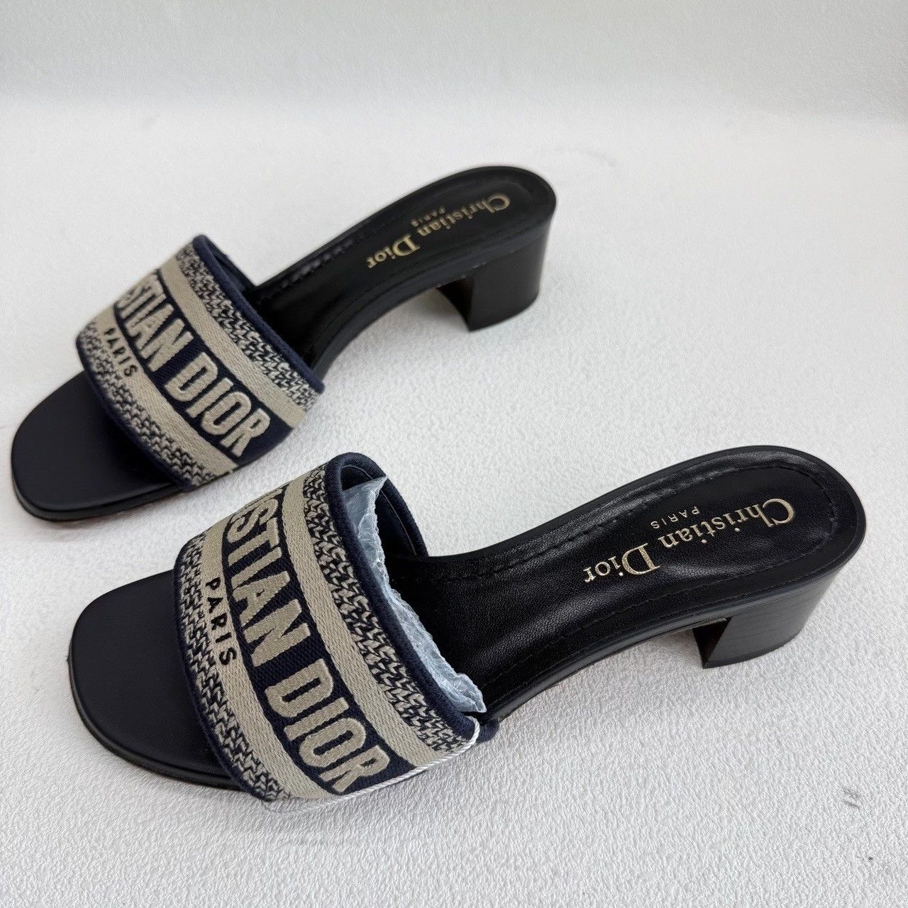Dior Dior Dway Embroidered Heeled Mules Size 35.5 Size US 5.5 / IT 35.5 - 2 Thumbnail