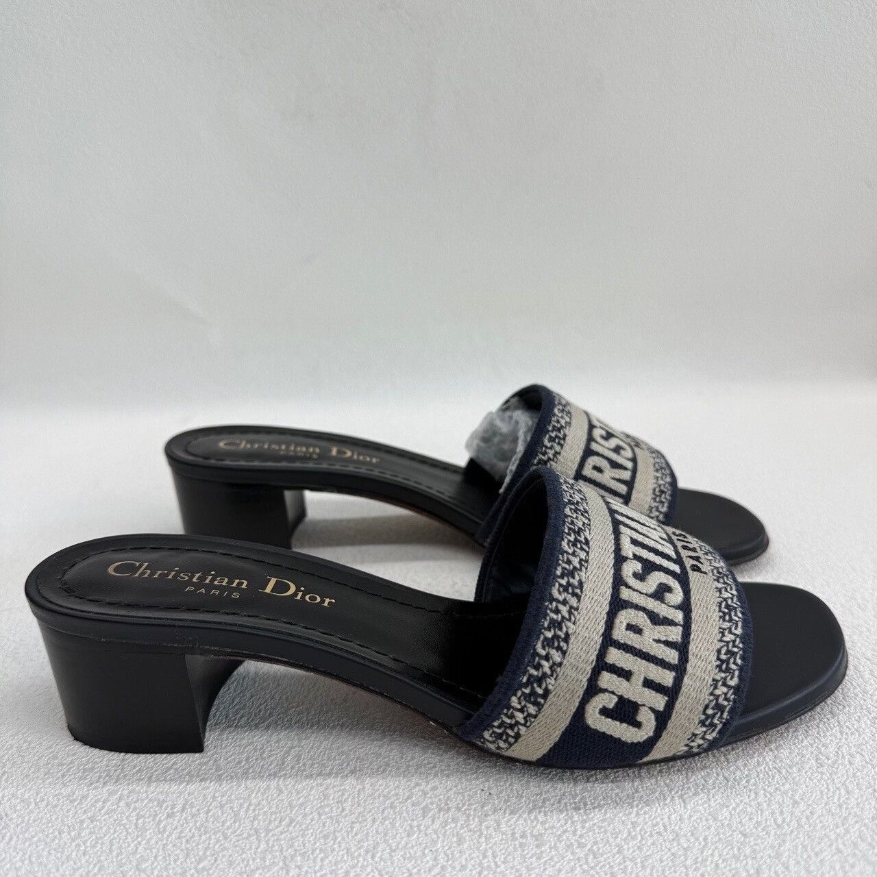 Dior Dior Dway Embroidered Heeled Mules Size 35.5 Size US 5.5 / IT 35.5 - 5 Thumbnail