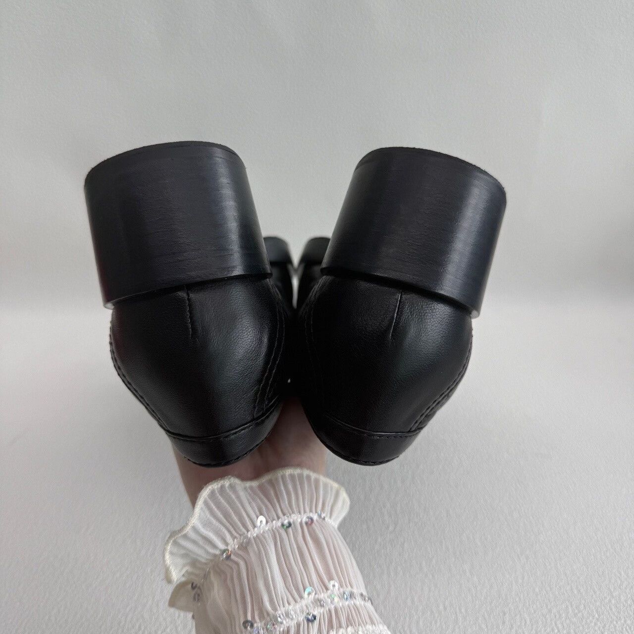 Chanel Chanel Quilted Heart Loafers Size 38 Size US 8 / IT 38 - 7 Thumbnail