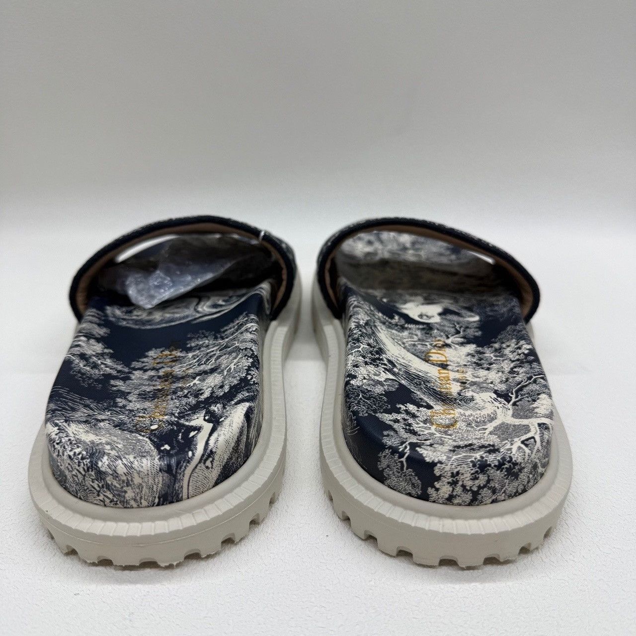 Dior Dior Toile de Jouy Dway Slides Size 35 Size US 5 / IT 35 - 6 Thumbnail