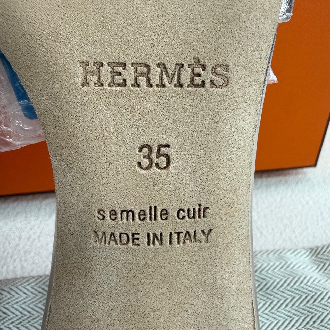 Hermes Hermès Metallic Oasis Sandals Size 35 Size US 5 / IT 35 - 10 Thumbnail