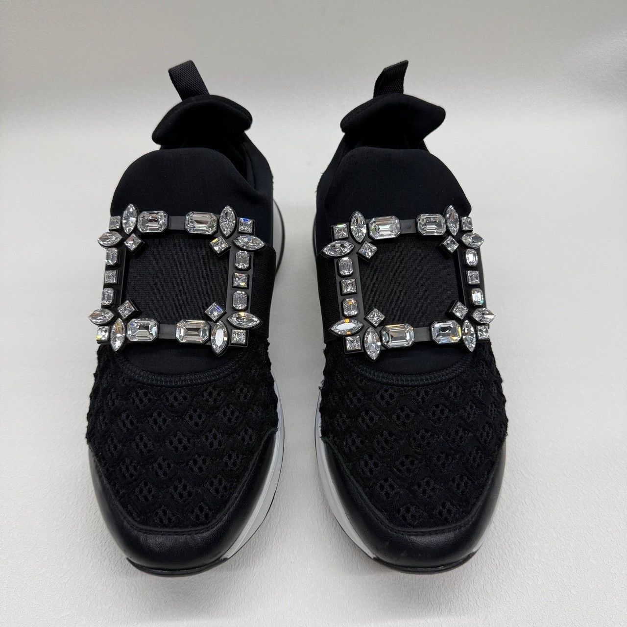 Roger Vivier Roger Vivier Crystal Buckle Low-Top Sneakers Size 36 Size US 6 / IT 36 - 3 Thumbnail