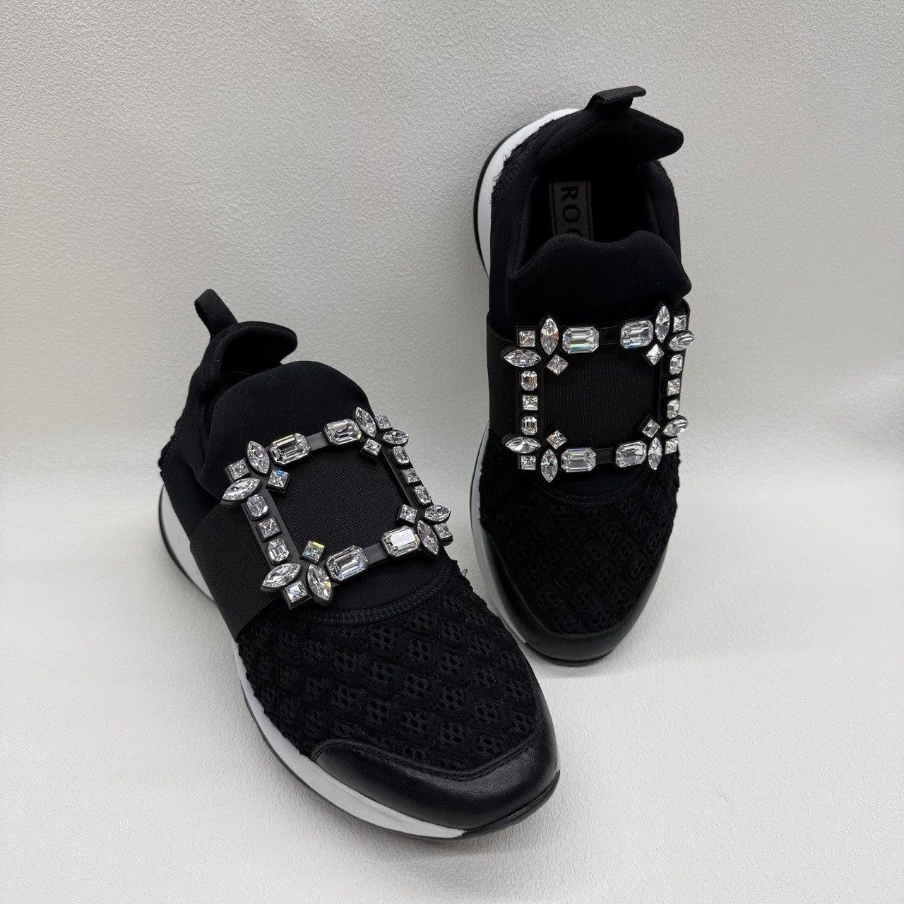 Roger Vivier Roger Vivier Crystal Buckle Low-Top Sneakers Size 36 Size US 6 / IT 36 - 9 Thumbnail