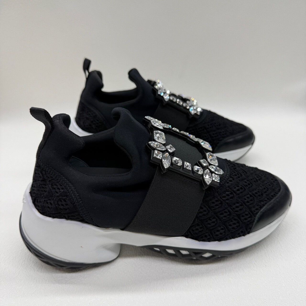 Roger Vivier Roger Vivier Crystal Buckle Low-Top Sneakers Size 36 Size US 6 / IT 36 - 5 Thumbnail