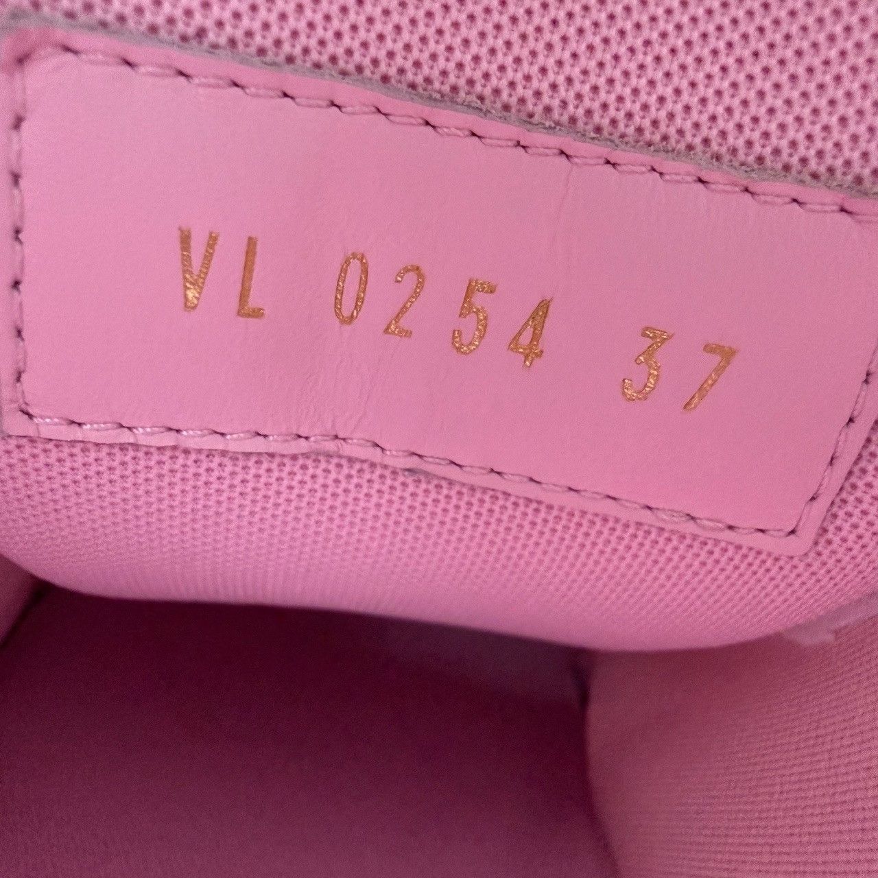 Louis Vuitton Louis Vuitton Trainer Maxi Sneakers Pink Size 37 Size US 7 / IT 37 - 7 Thumbnail