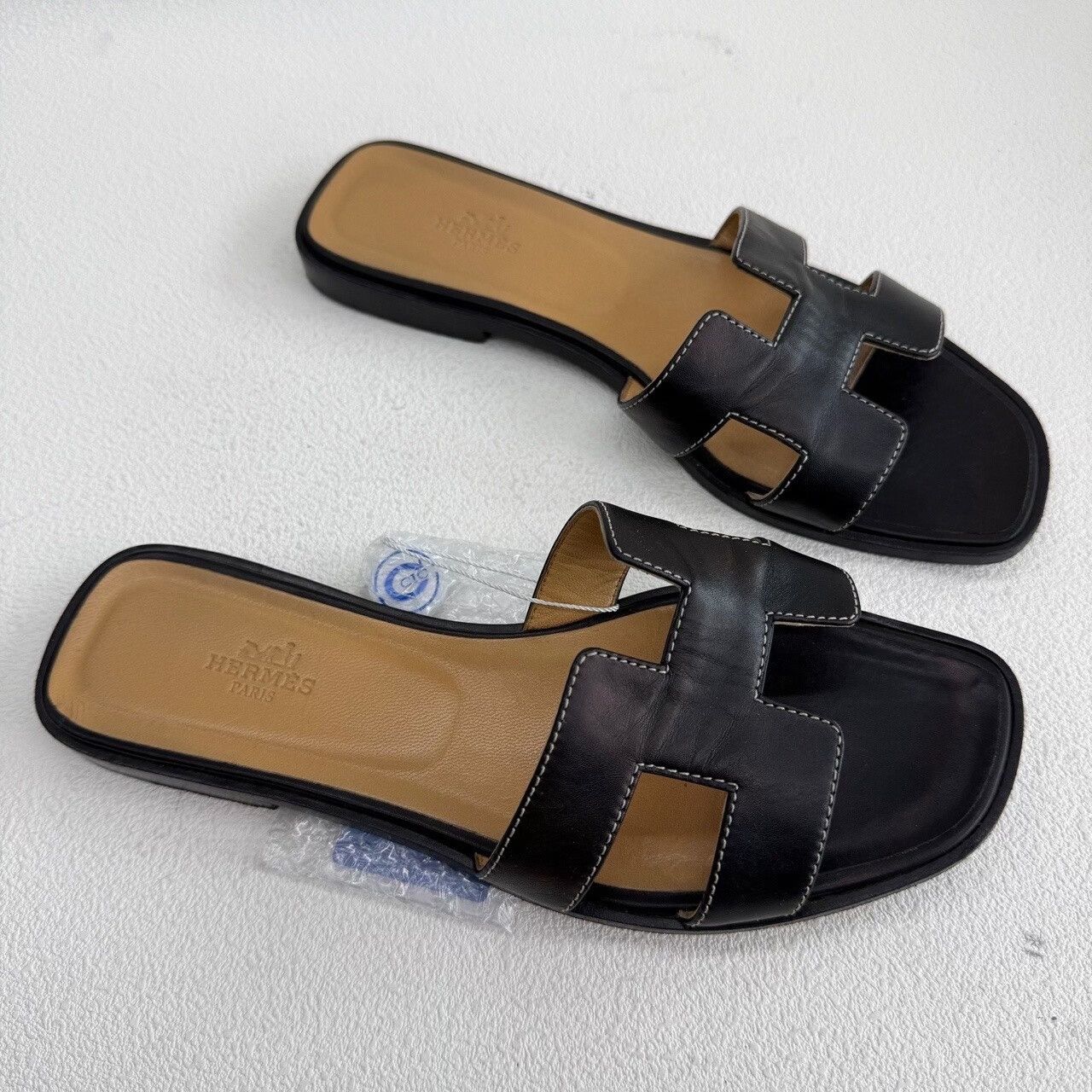 Hermes Hermès Oran Sandals Size 38 Size US 7 / IT 37 - 4 Thumbnail