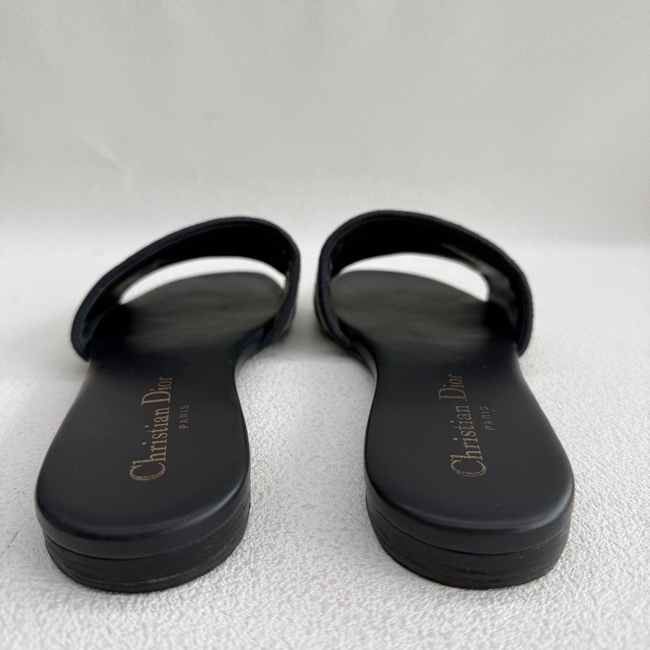 Dior Dior Dway Embroidered Slide Sandals Size 36.5 Size US 6.5 / IT 36.5 - 6 Thumbnail