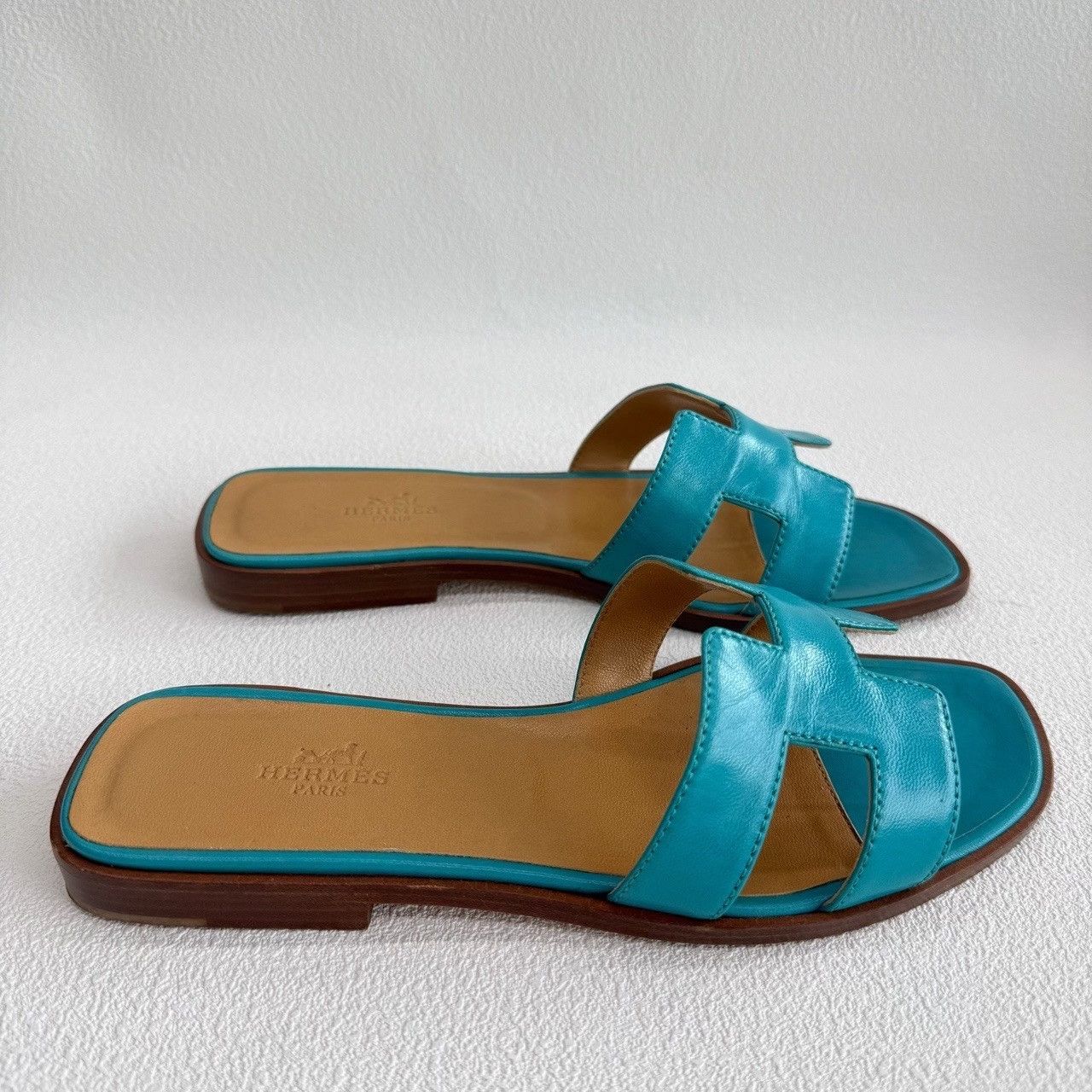 Hermes Hermes Blue Leather Oran Sandals Size 36.5 Size US 5.5 / IT 35.5 - 5 Thumbnail