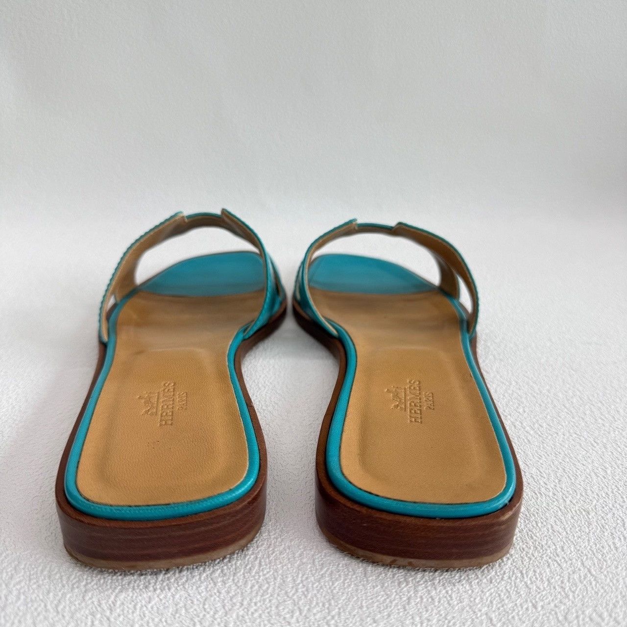 Hermes Hermes Blue Leather Oran Sandals Size 36.5 Size US 5.5 / IT 35.5 - 6 Thumbnail
