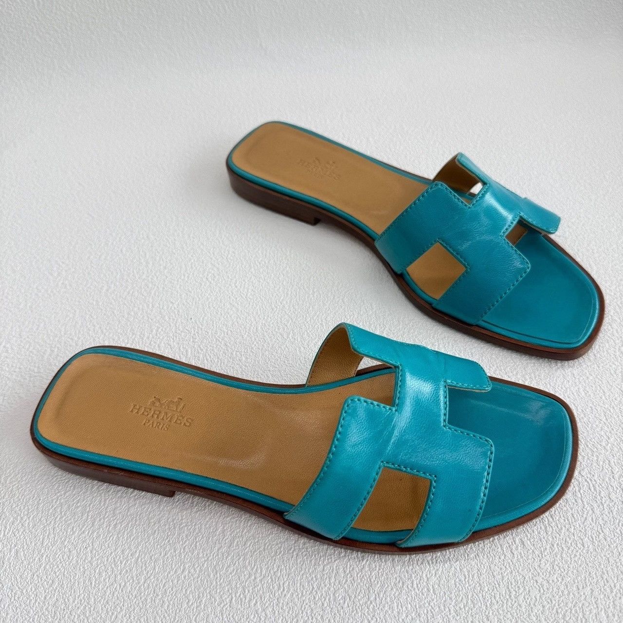 Hermes Hermes Blue Leather Oran Sandals Size 36.5 Size US 5.5 / IT 35.5 - 4 Thumbnail