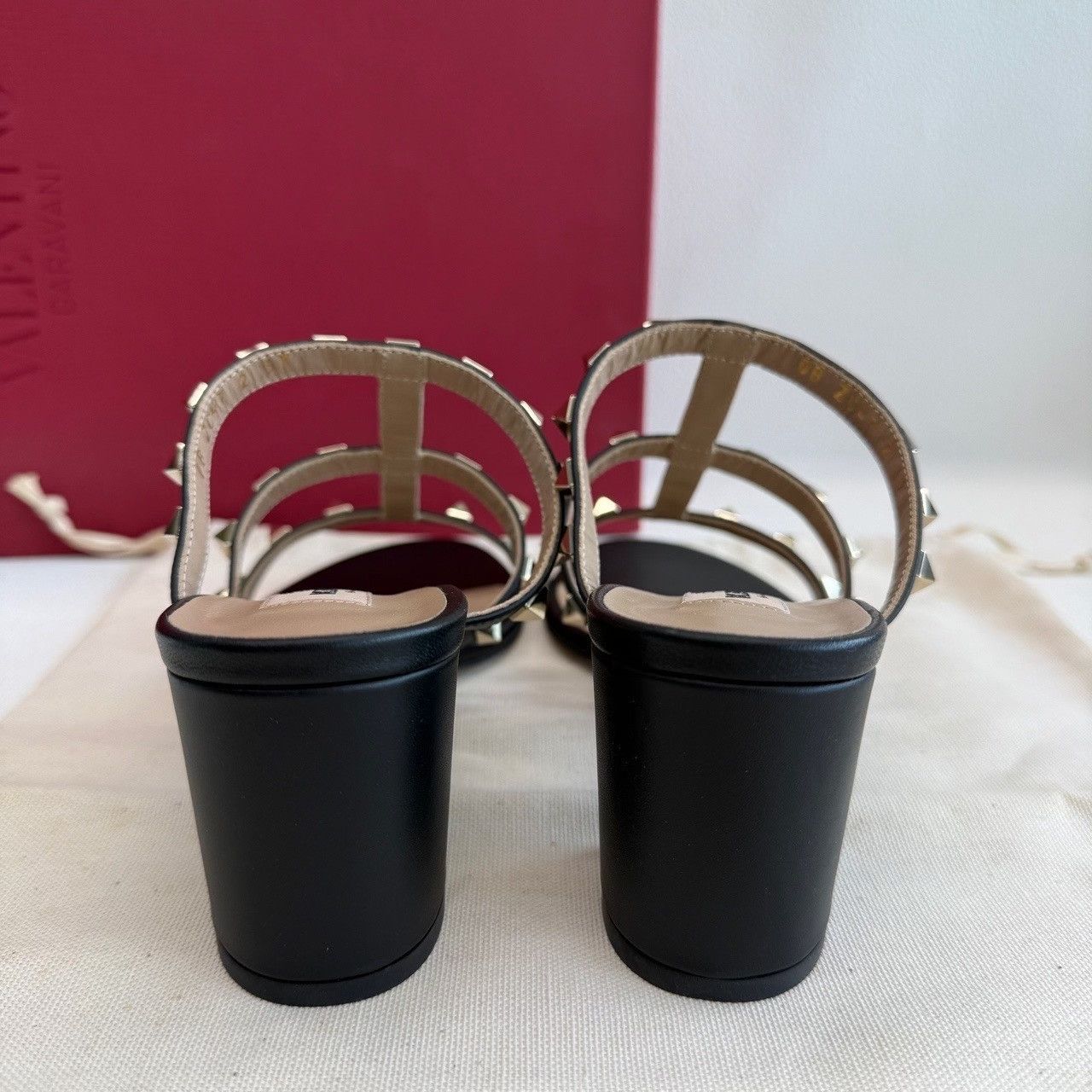 Valentino Valentino Rockstud Black Sandals Size 37 Size US 7 / IT 37 - 7 Thumbnail
