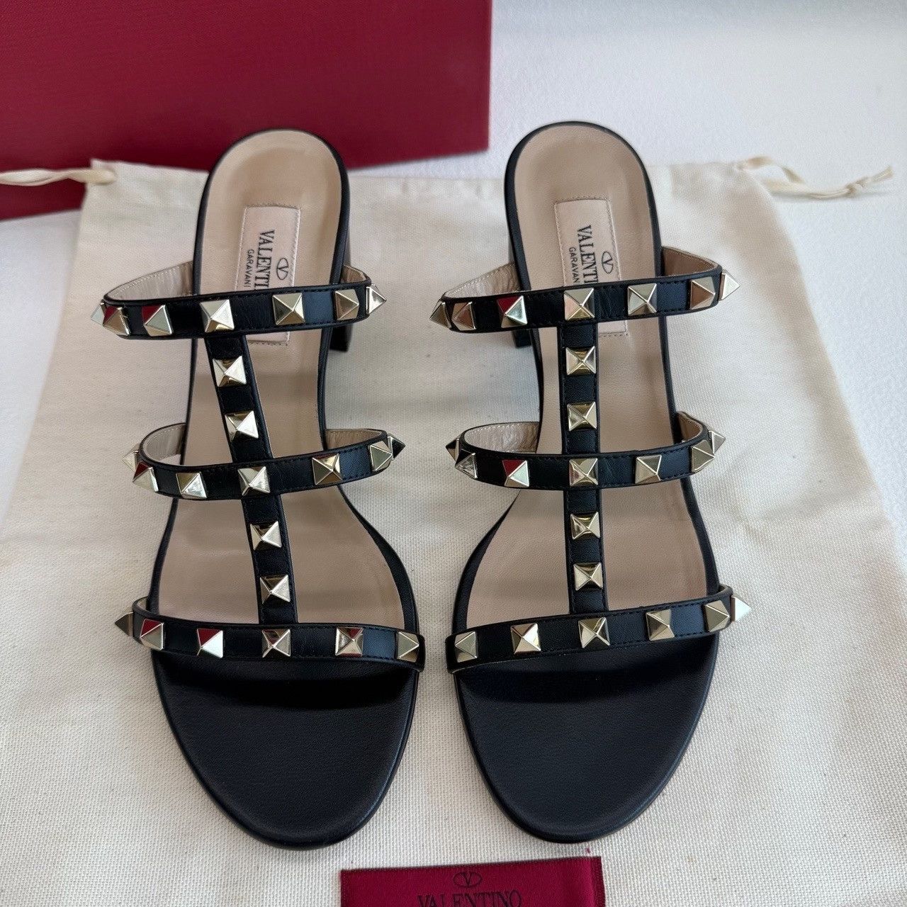 Valentino Valentino Rockstud Black Sandals Size 37 Size US 7 / IT 37 - 4 Thumbnail