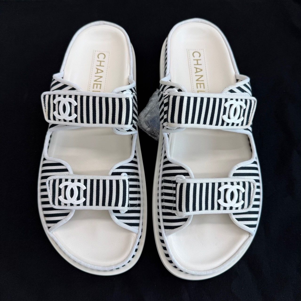 Chanel Chanel Striped Logo Sandals Size 39 Size US 9 / IT 39 - 9 Thumbnail